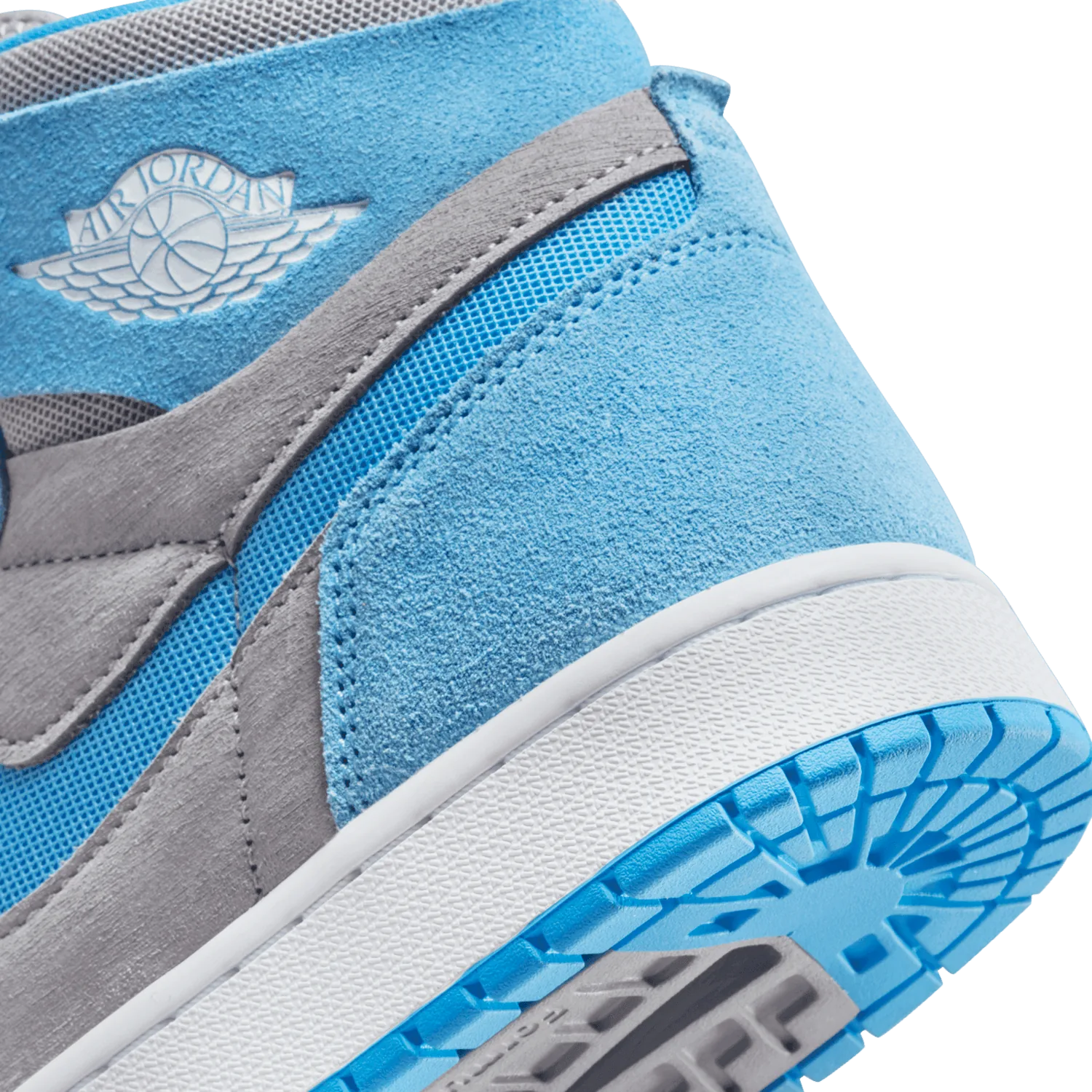 Air Jordan 1 High Zoom CMFT 2 Cement Grey University Blue image 7