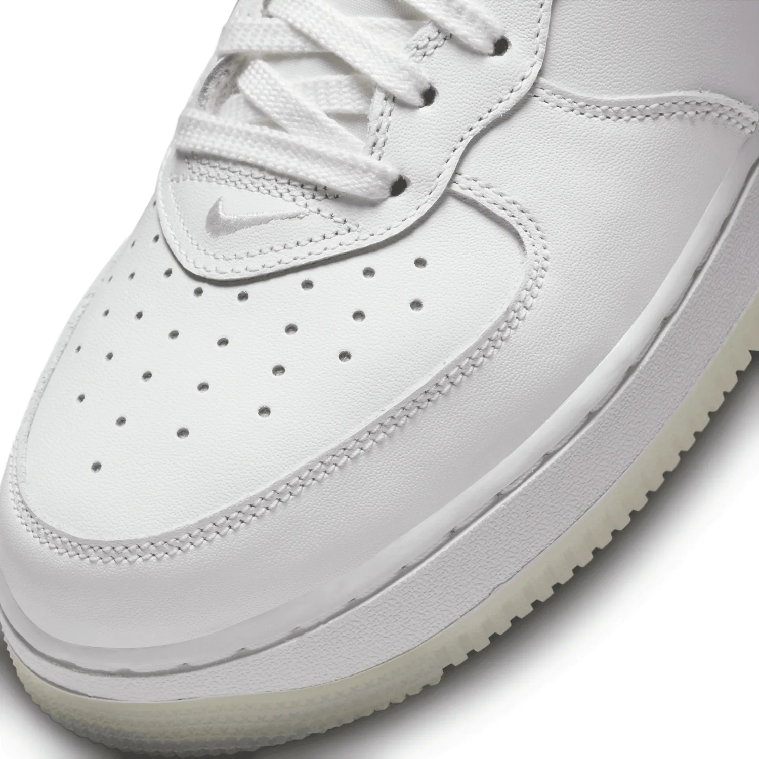 Nike Air Force 1 Mid Jewel Summit White image 8