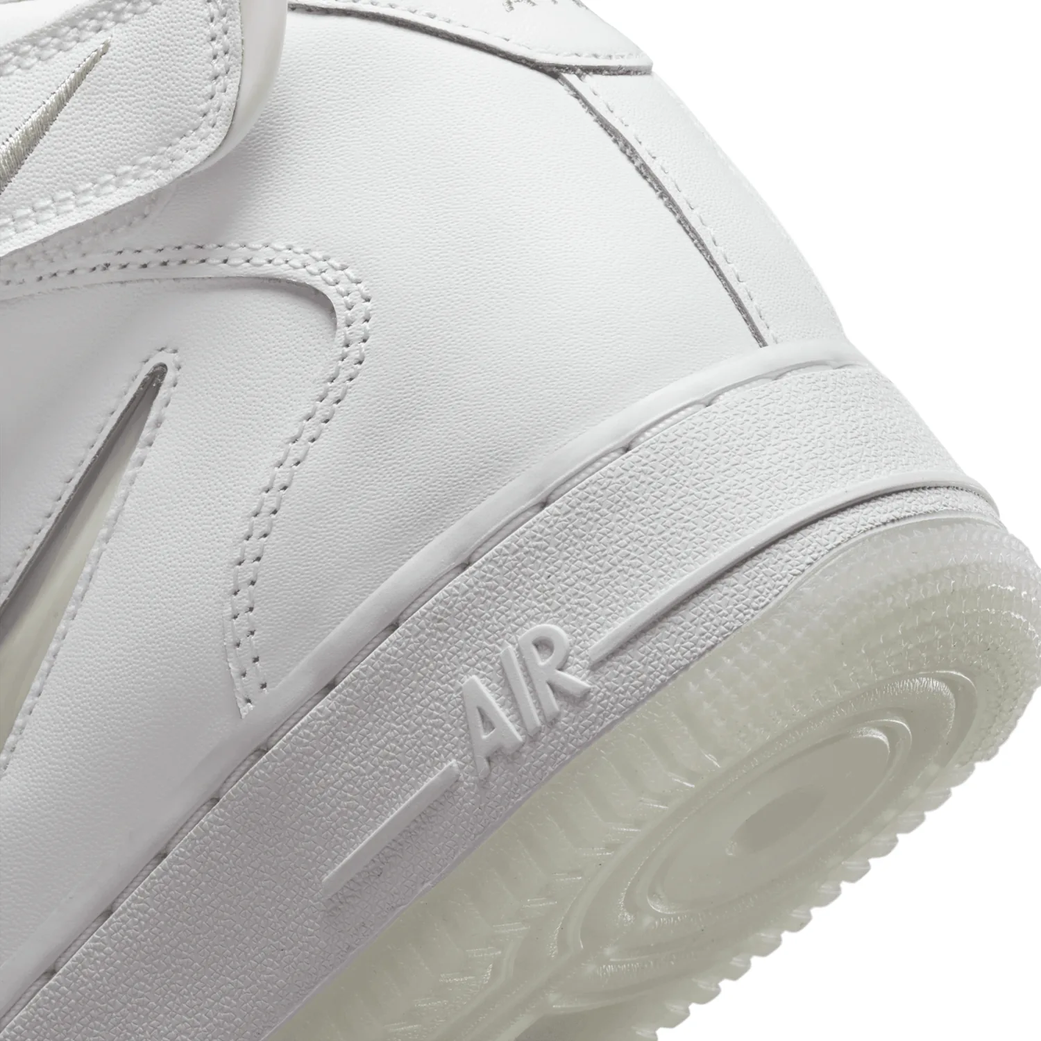 Nike Air Force 1 Mid Jewel Summit White image 9