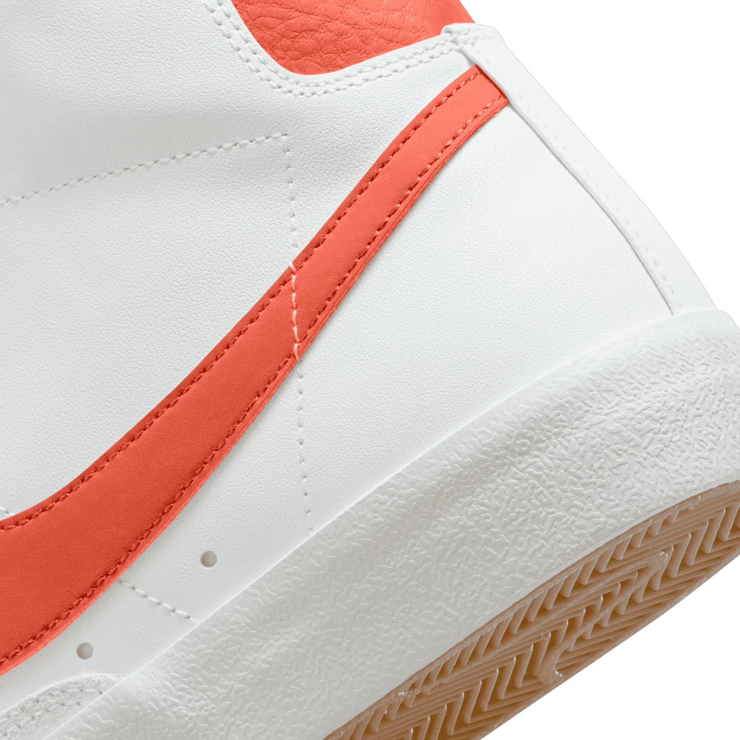 Nike Blazer Mid '77 Shoes image 7