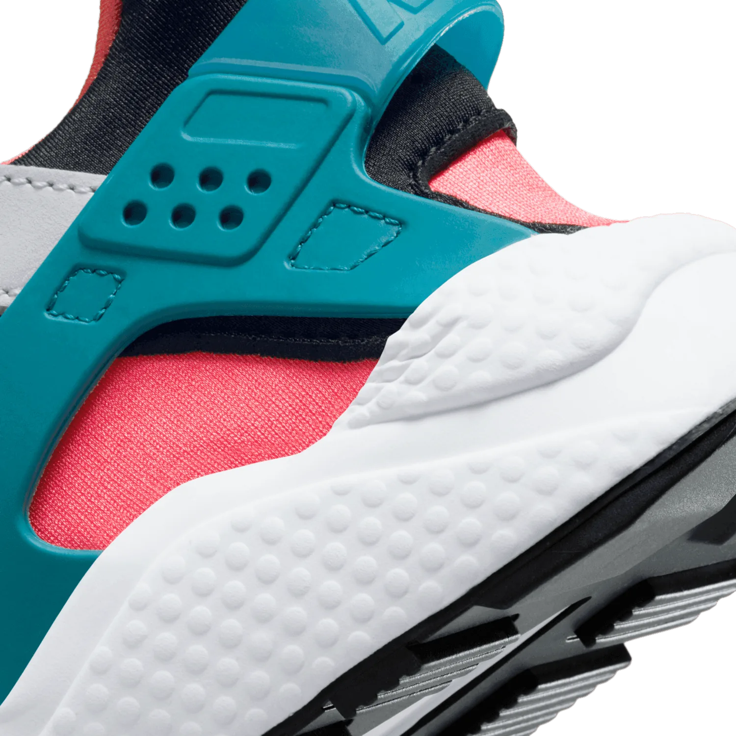 Nike Air Huarache Run NYC image 7