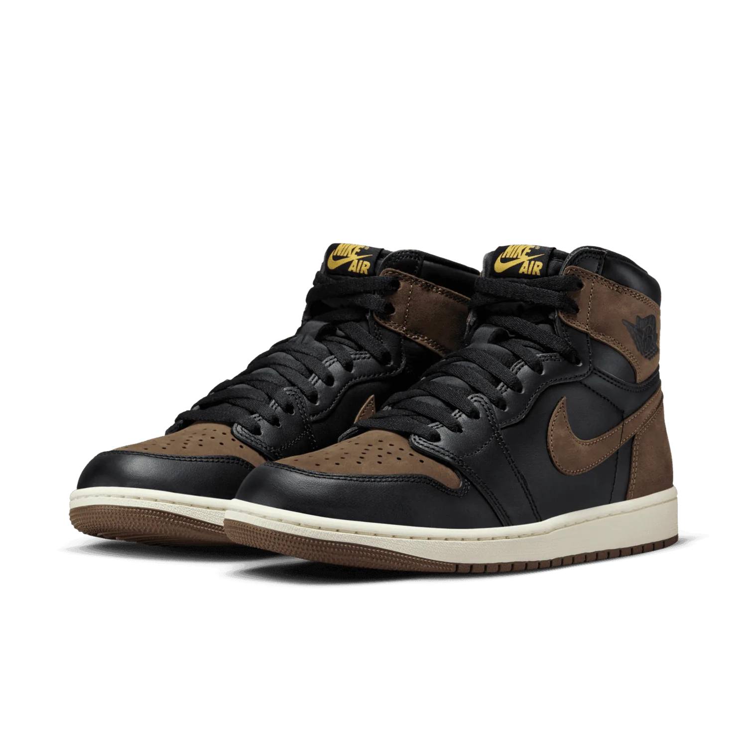Air Jordan 1 Retro High OG Palomino image 4