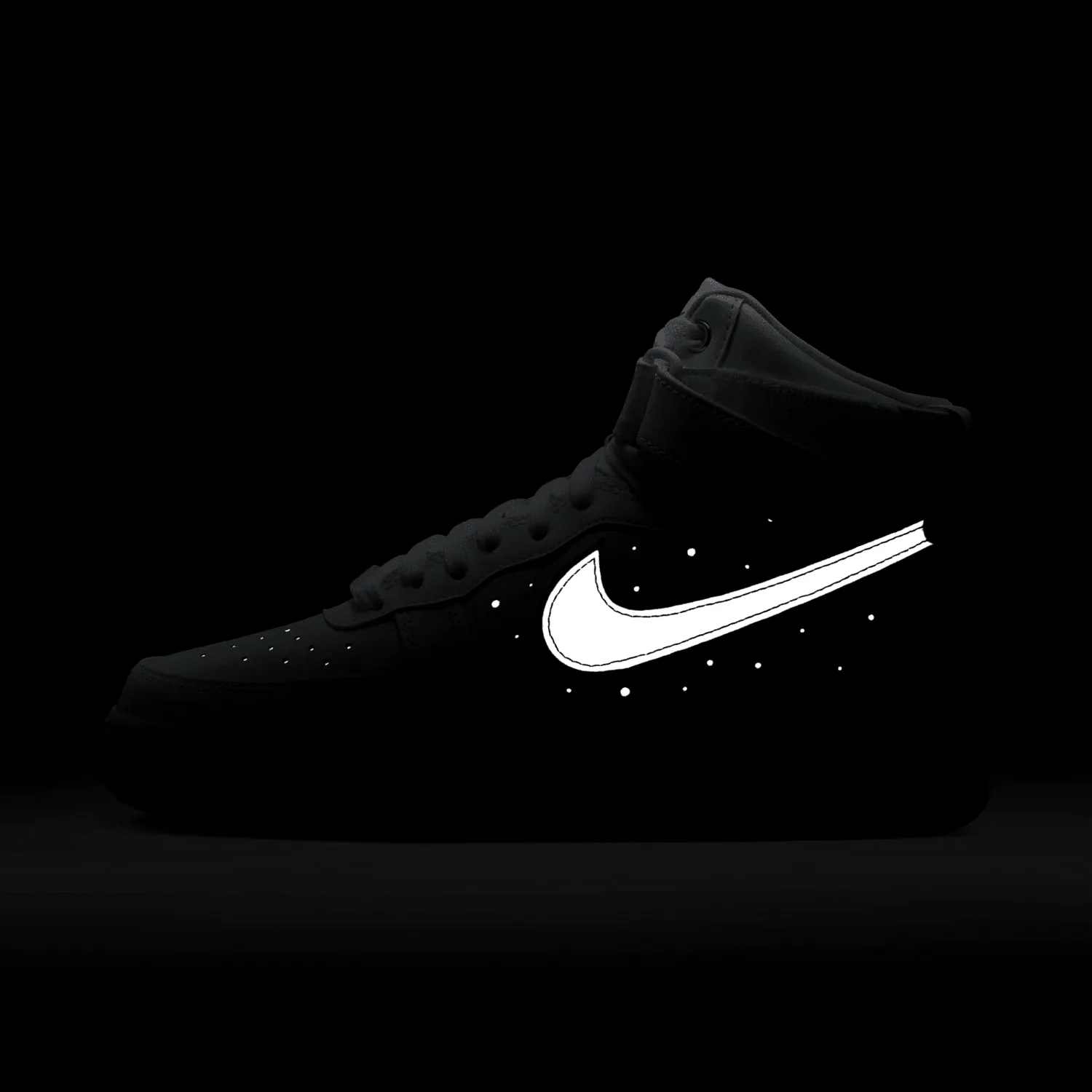 Nike Air Force 1 High Dare To Fly image 2