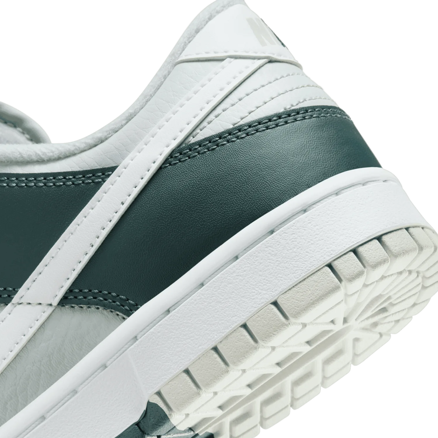 Nike Dunk Low Split Deep Jungle image 7