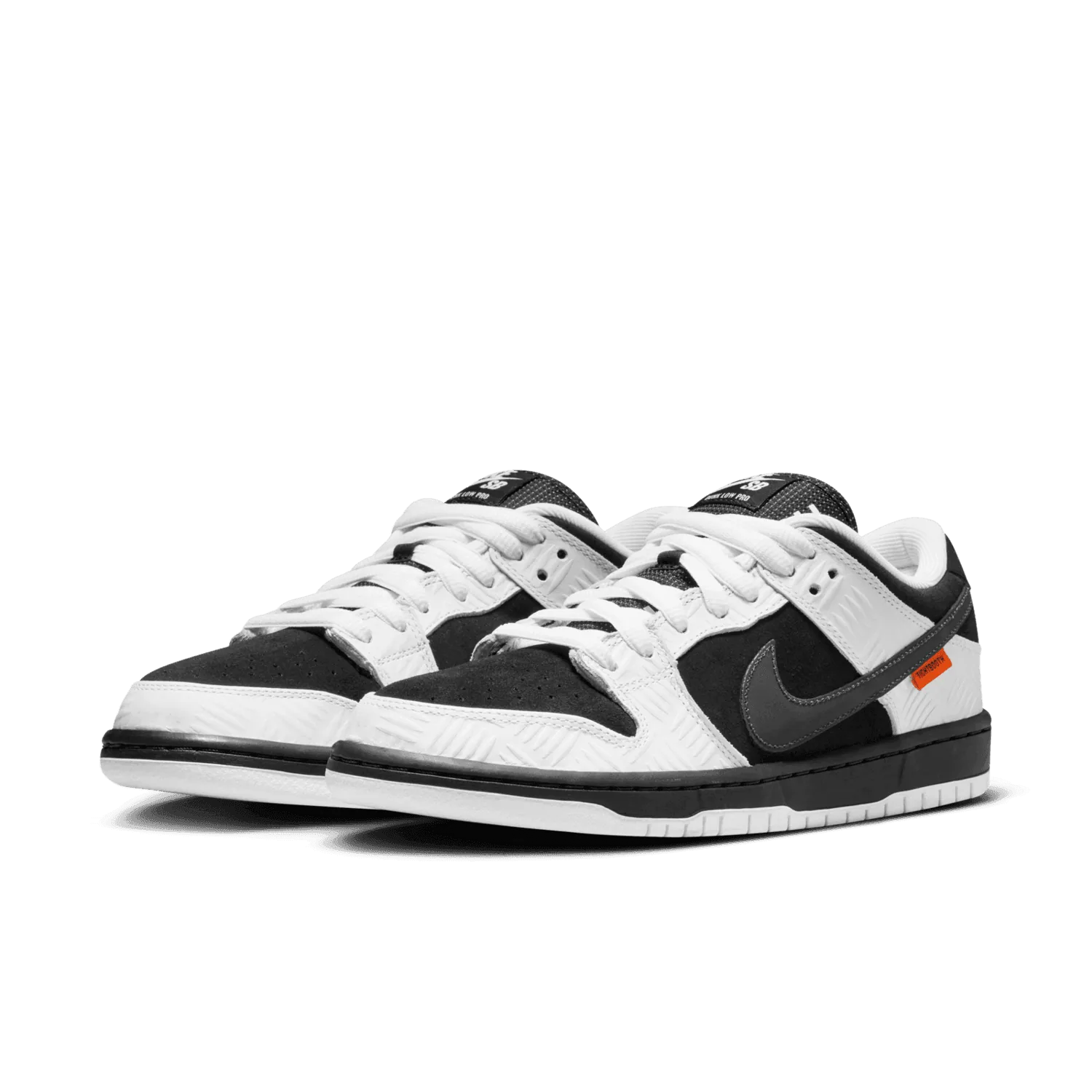 Nike SB Dunk Low Tightbooth image 8