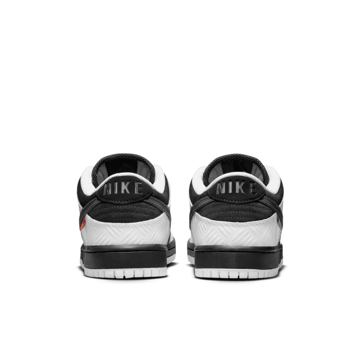 Nike SB Dunk Low Tightbooth image 9