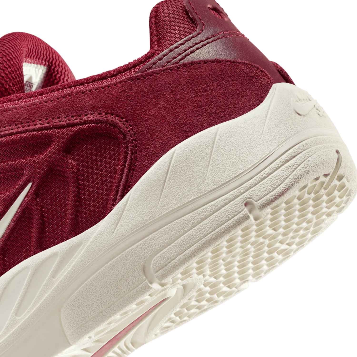 Nike SB Vertebrae Team Red image 6