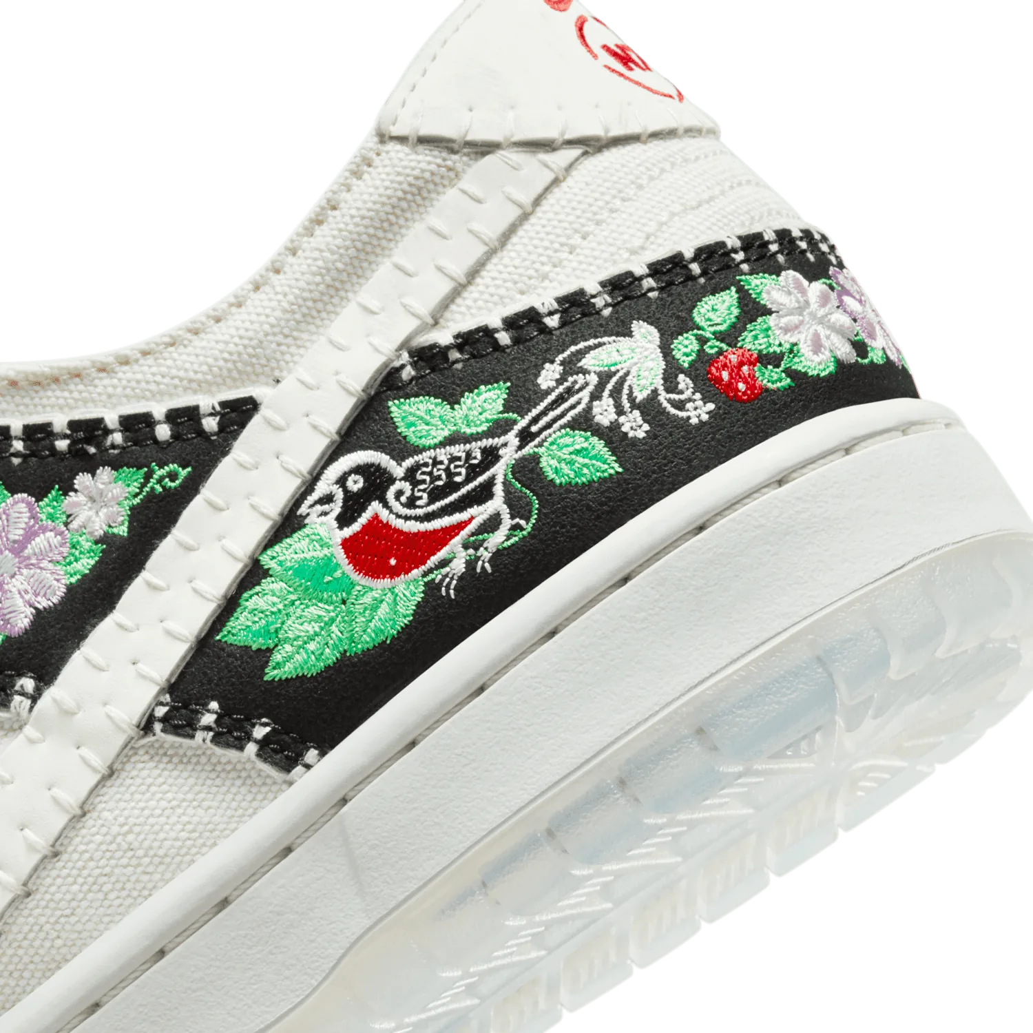 Nike SB Dunk Low N7 Light Green Spark image 7