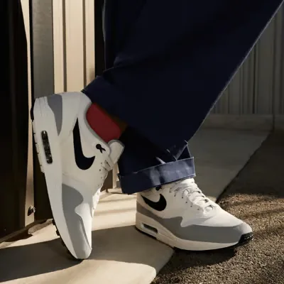 Nike Air Max 1 Platinum Tint Dark Obsidian