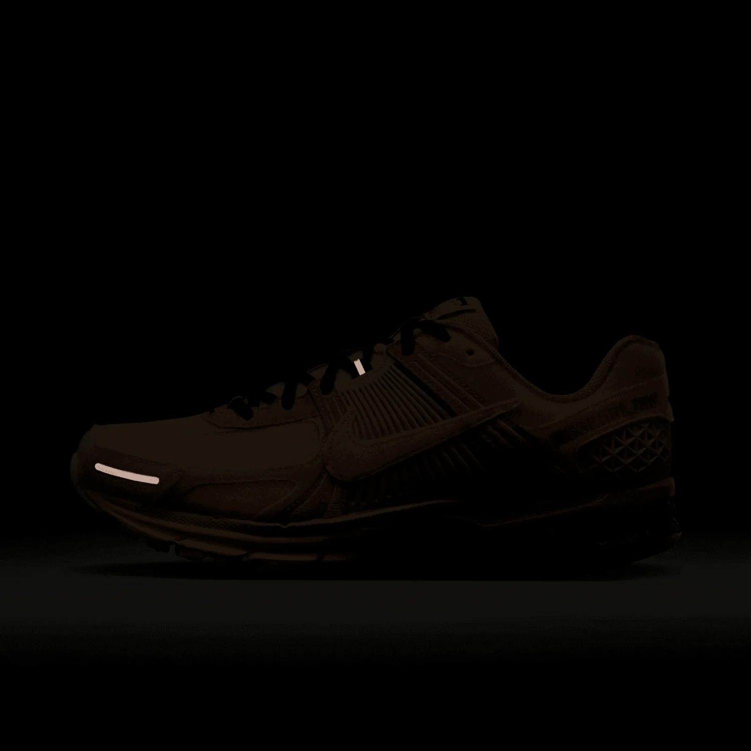 Nike Zoom Vomero 5 Doernbecher Jaren Heacock image 14