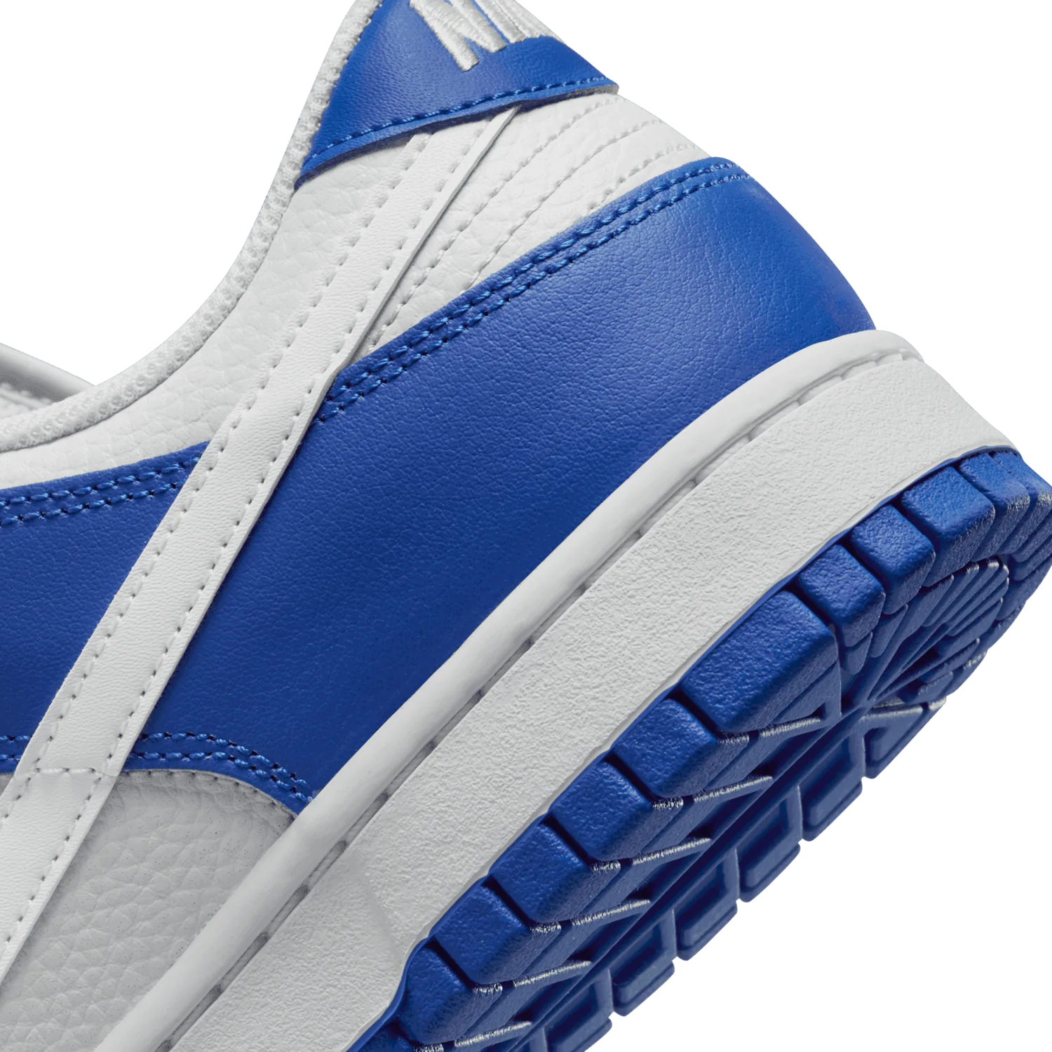 Nike Dunk Low Reverse Kentucky image 7
