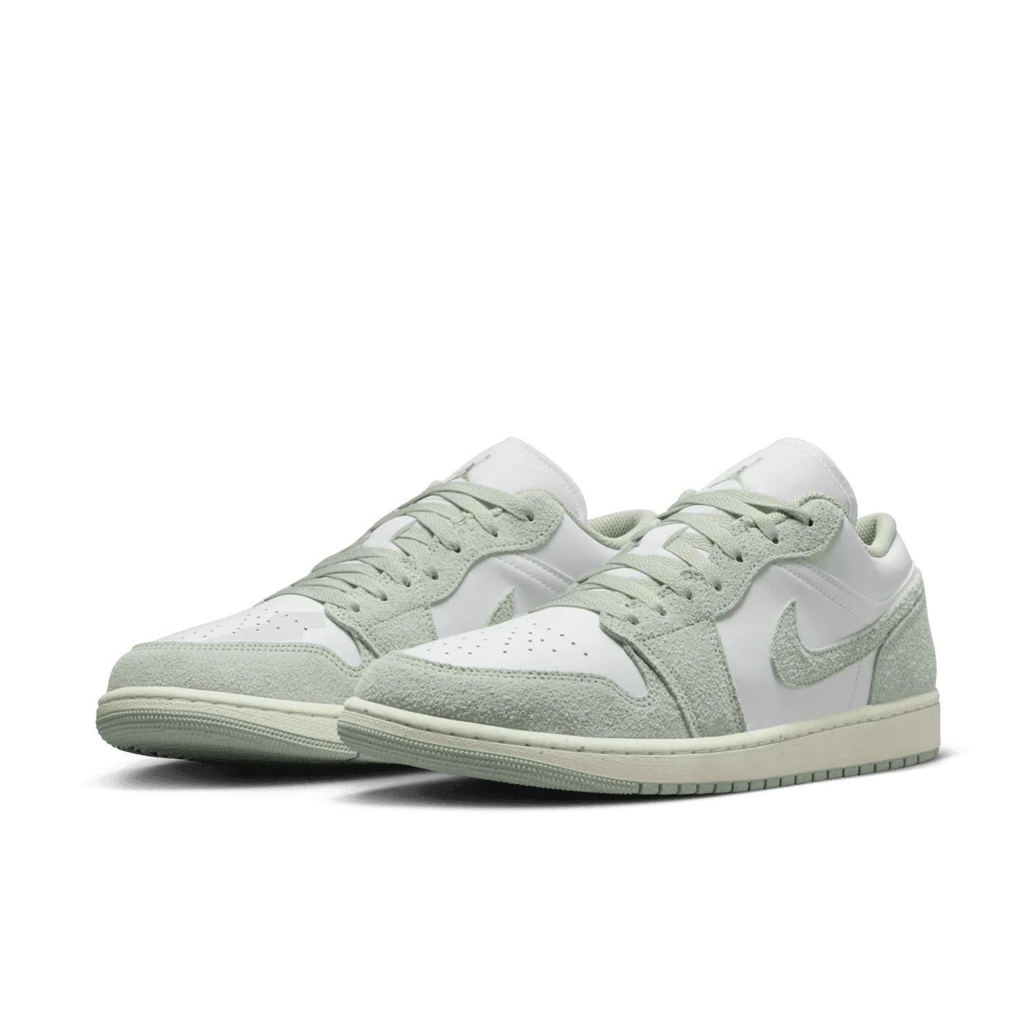 Air Jordan 1 Low SE Seafoam image 4
