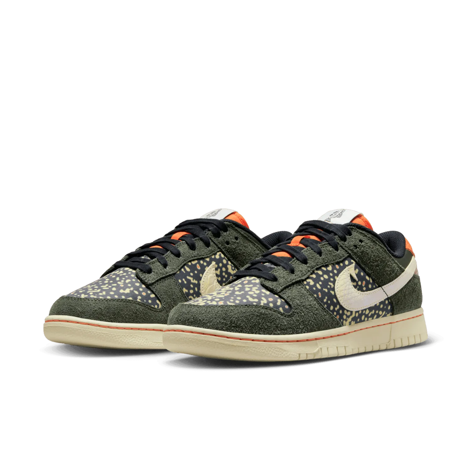 Nike Dunk Low SE Rainbow Trout image 5