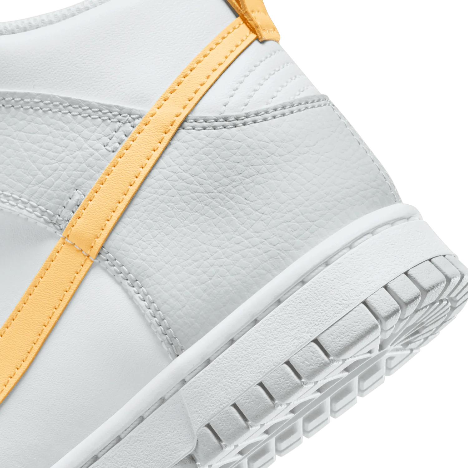 Nike Dunk High Pure Platinum Melon Tint image 7