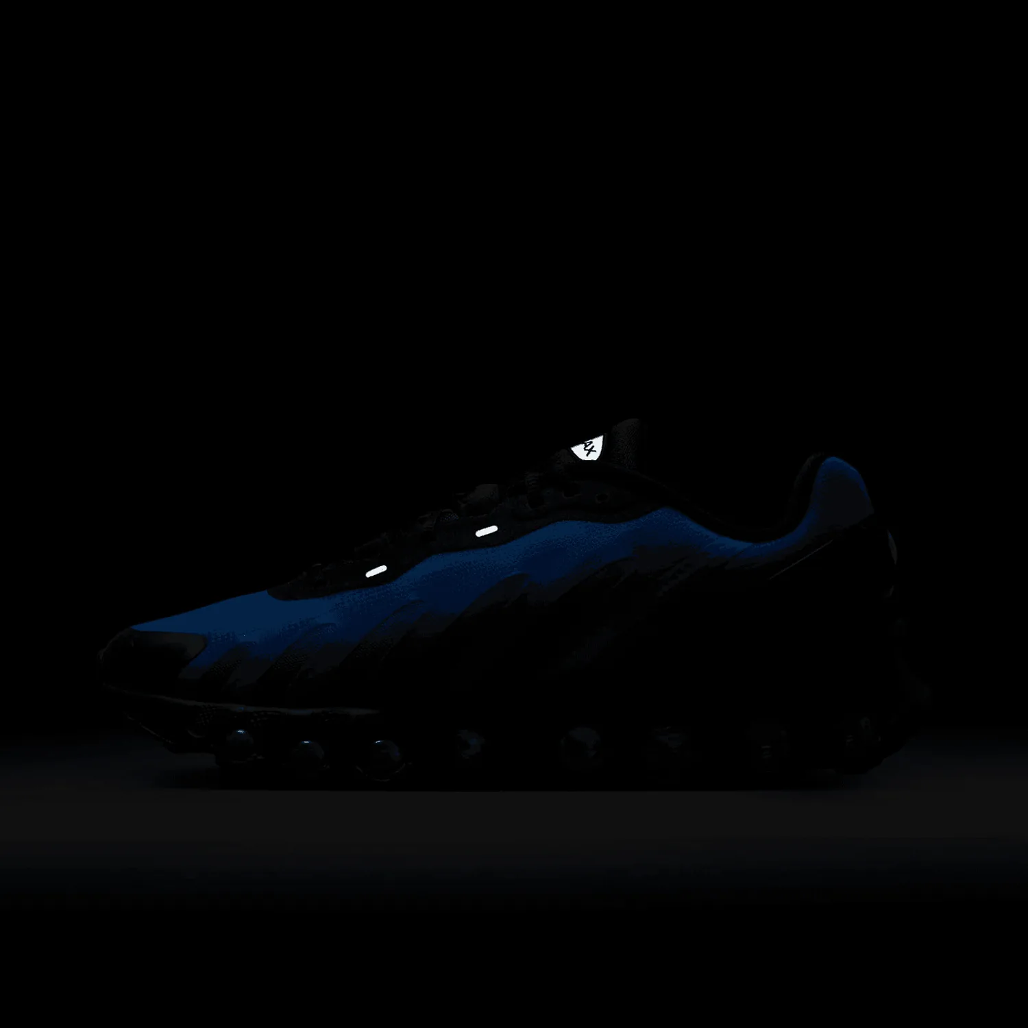 Nike Air Max DN8 Black Hyper Royal image 11