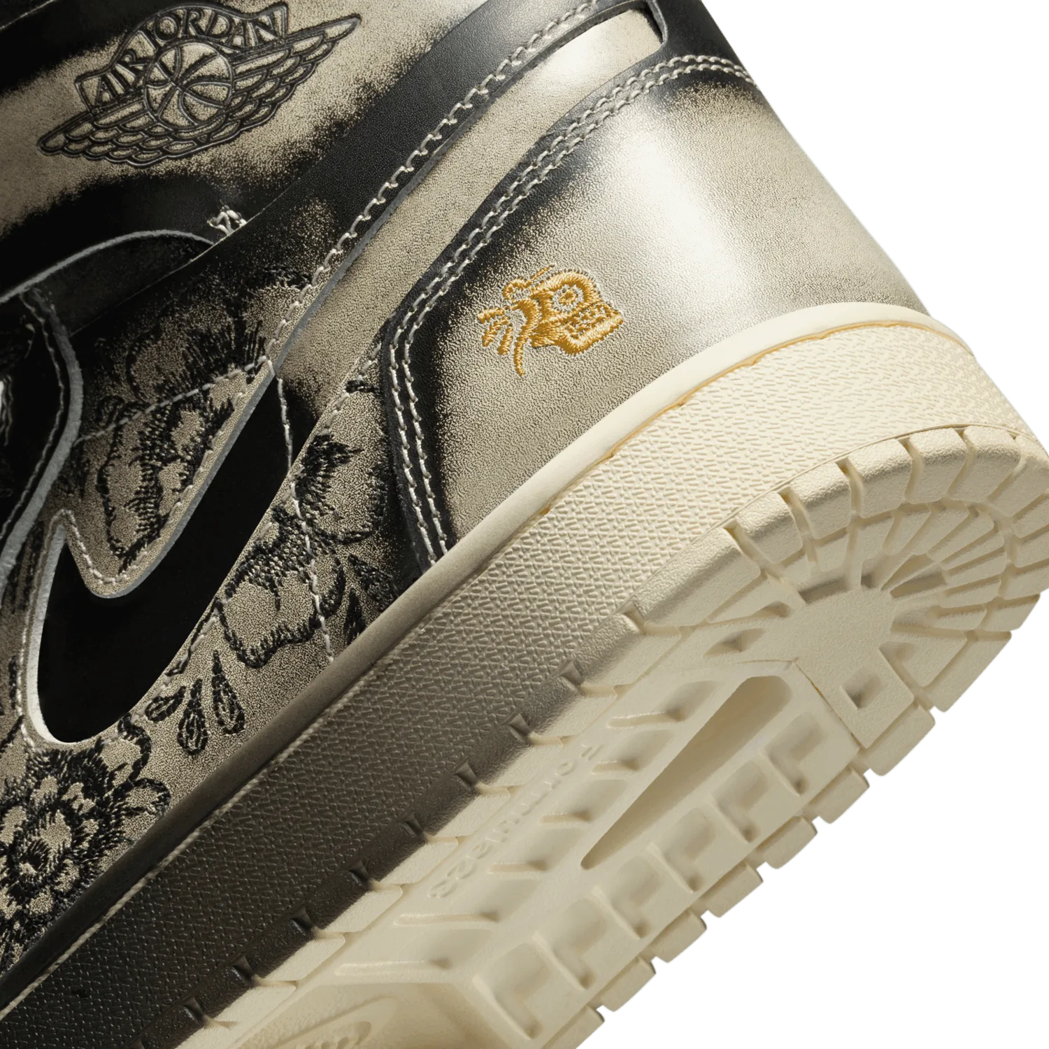 Air Jordan 1 High Zoom CMFT 2 Dia De Muertos image 7