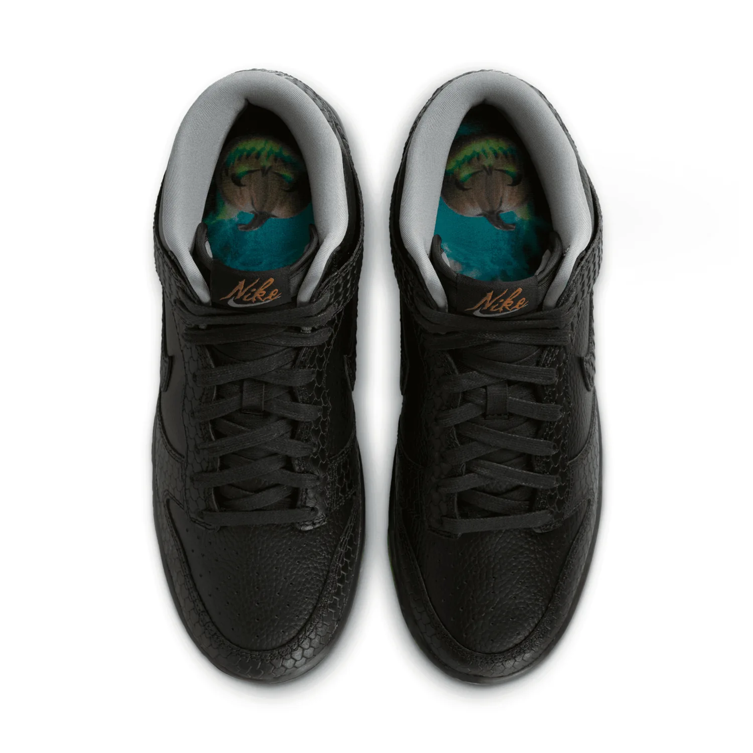 Nike Dunk Mid Premium Halloween image 4