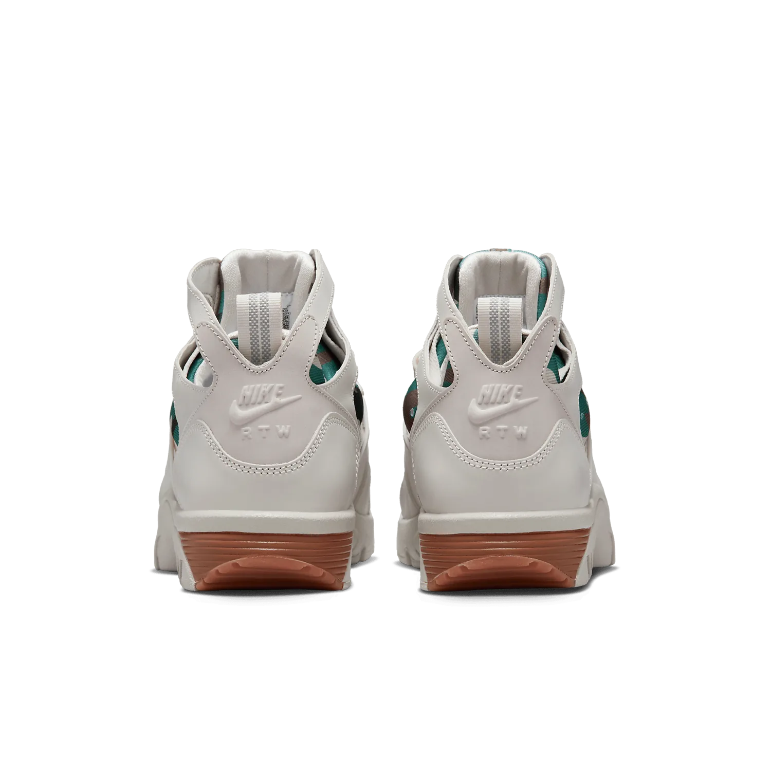Nike Air Trainer Huarache Corteiz Light Bone image 5