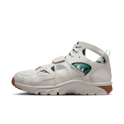 Nike Air Trainer Huarache Corteiz Light Bone