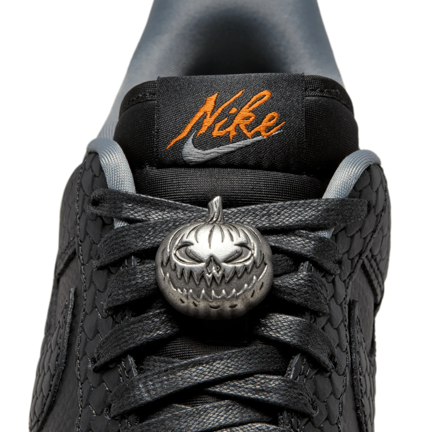 Nike Air Force 1 Low Premium Halloween (2023) image 10