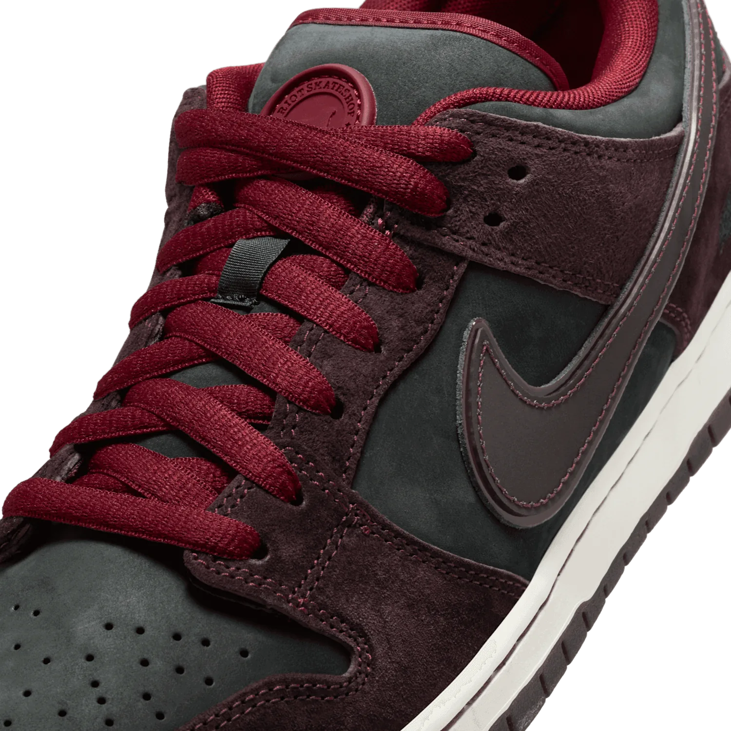 Nike SB Dunk Low Riot Skateshop image 9