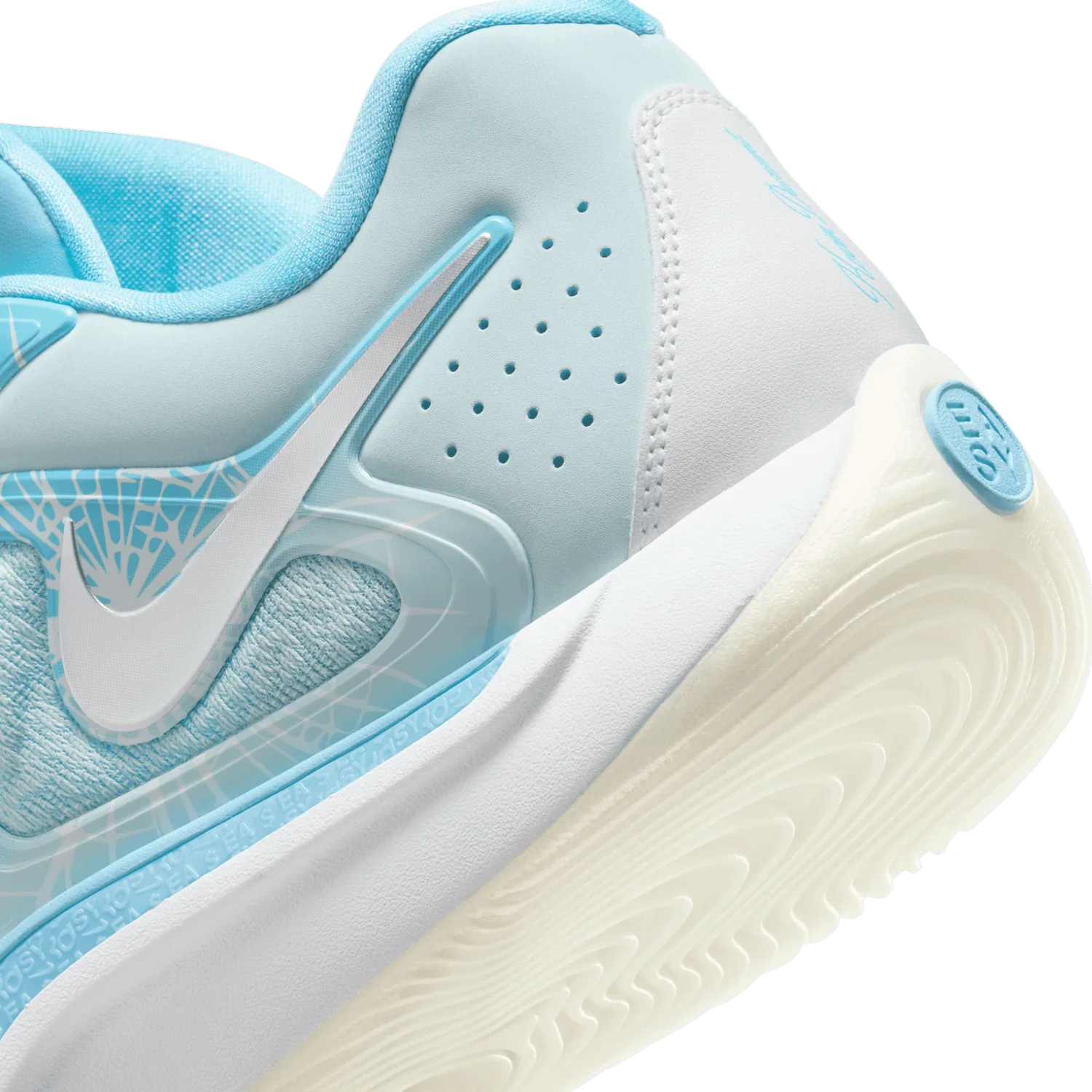 Nike KD 17 Christmas image 6