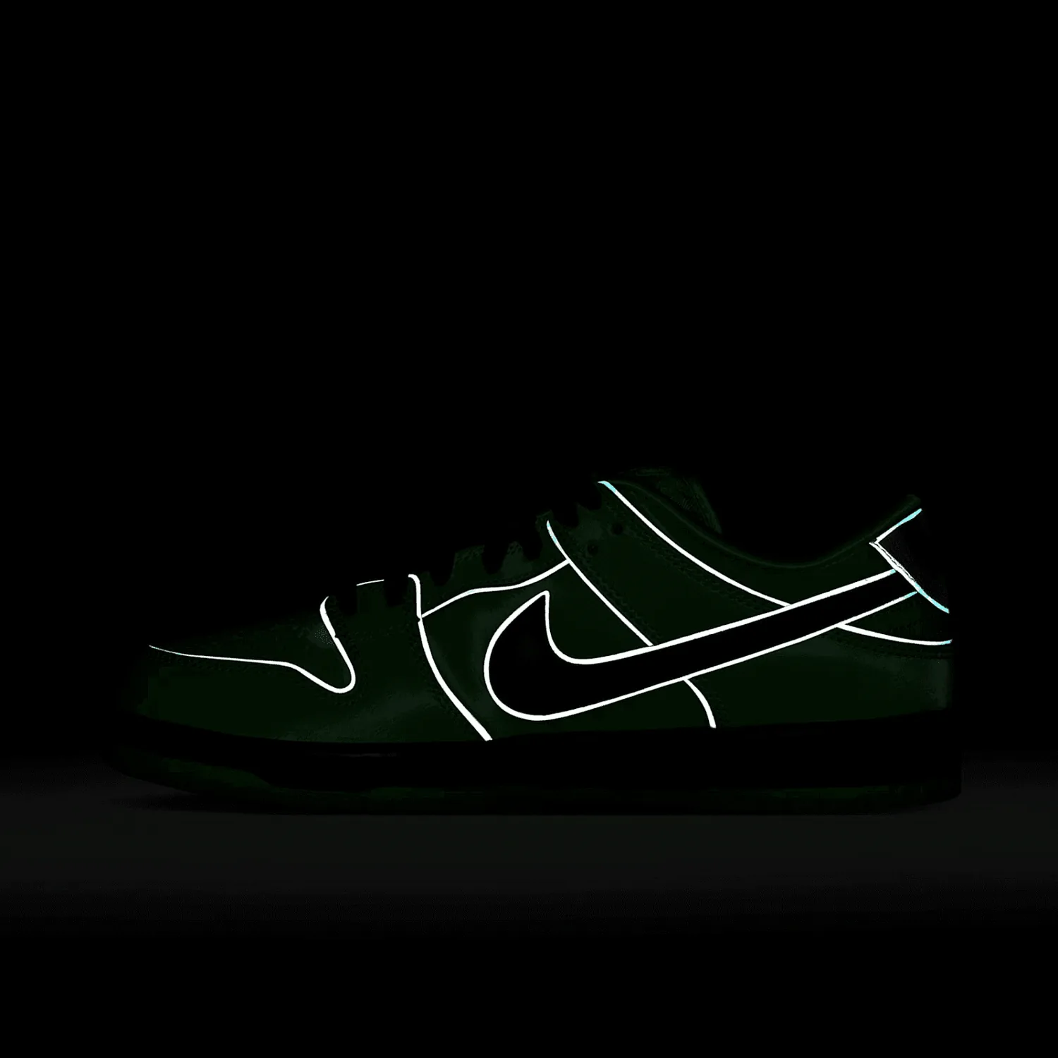 Nike SB Dunk Low Powerpuff Girls Buttercup image 2