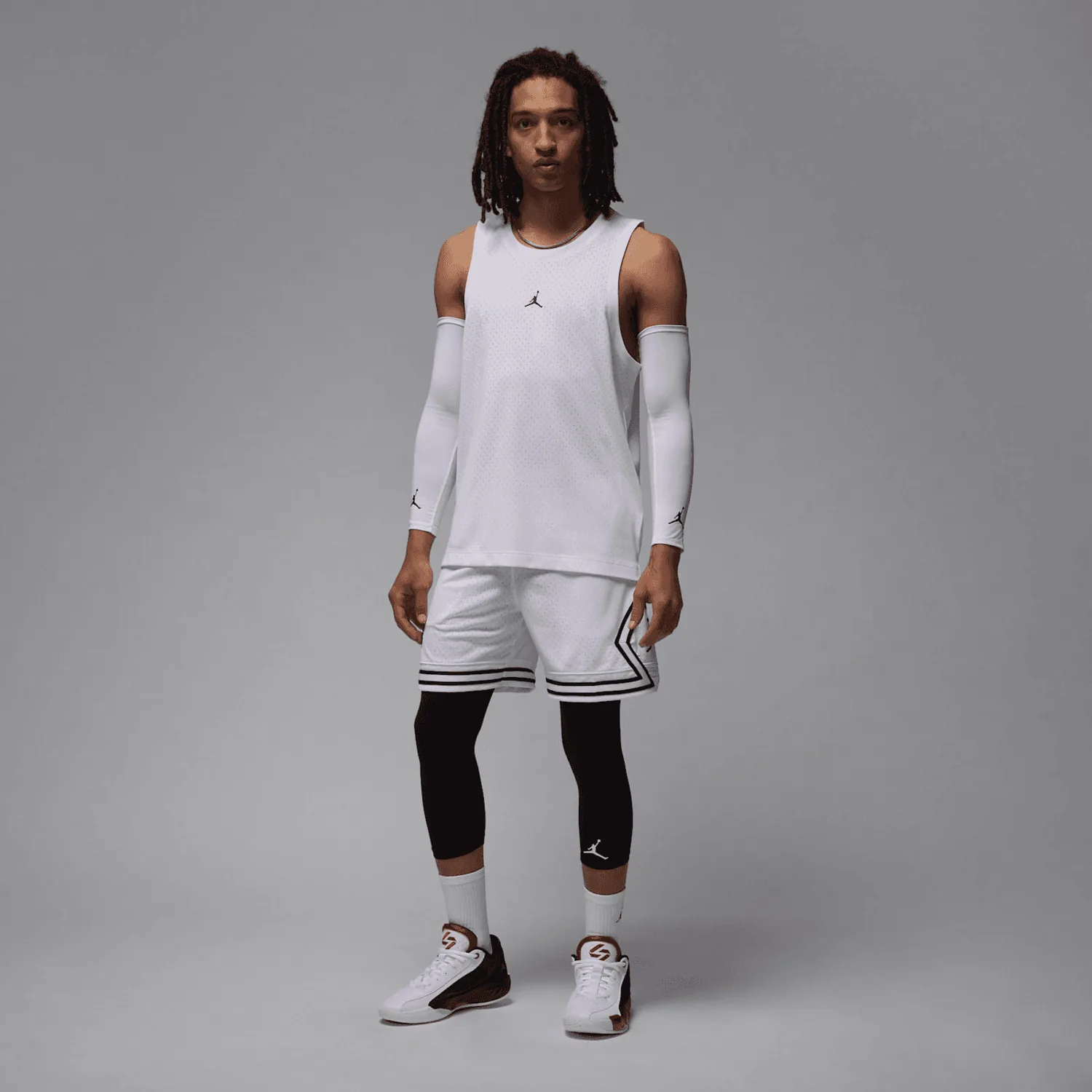 Air Jordan Luka .77 'Bloodline' image 9