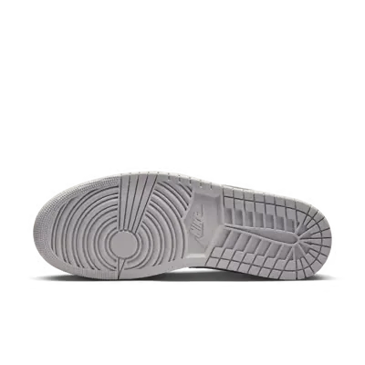 Air Jordan 1 Low SE Legend Light Brown