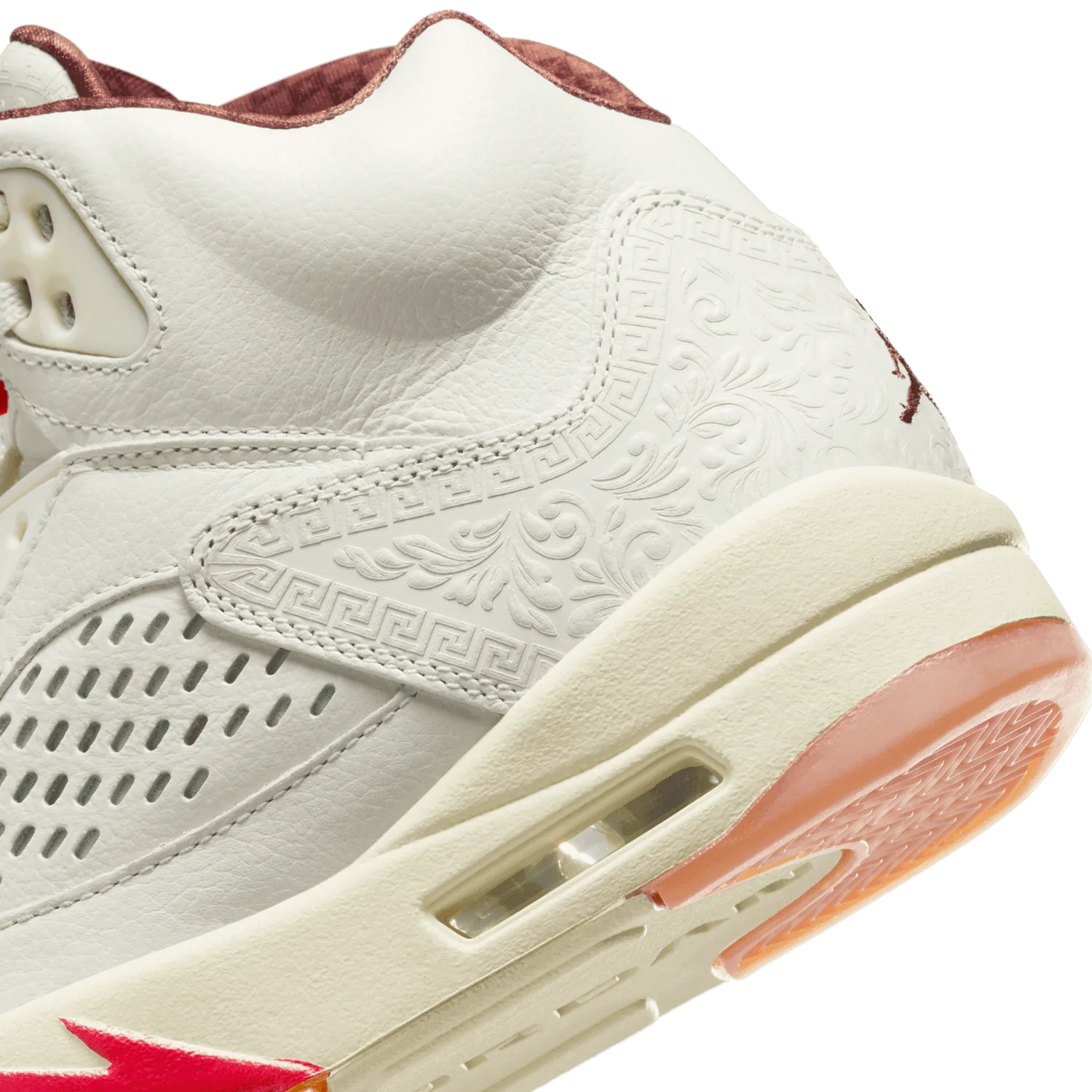 Air Jordan 5 Retro El Grito Sail image 6