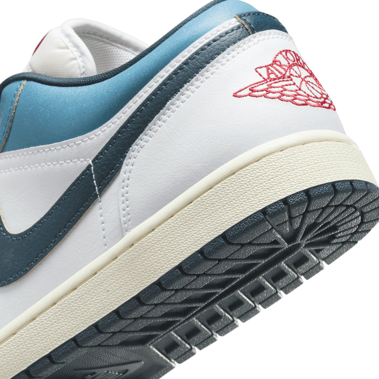 Air Jordan 1 Low SE Formula 23 image 7