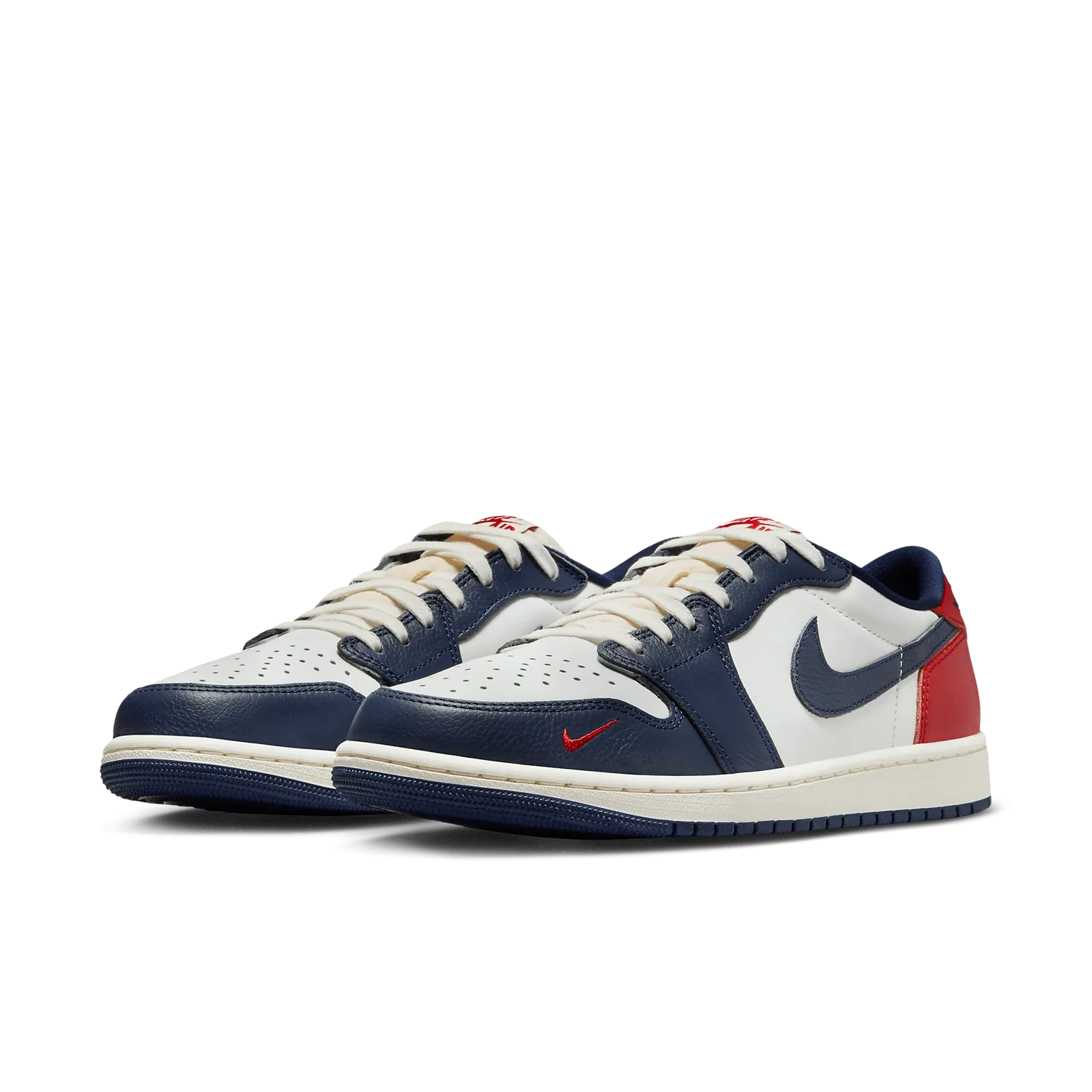 Air Jordan 1 Retro Low OG Howard University image 4