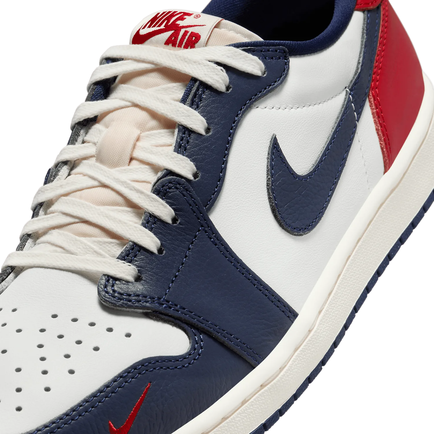 Air Jordan 1 Retro Low OG Howard University image 6