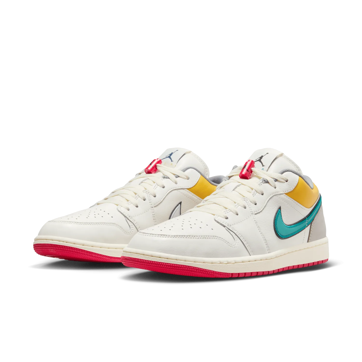 Air Jordan 1 Low Lace Toggle image 3