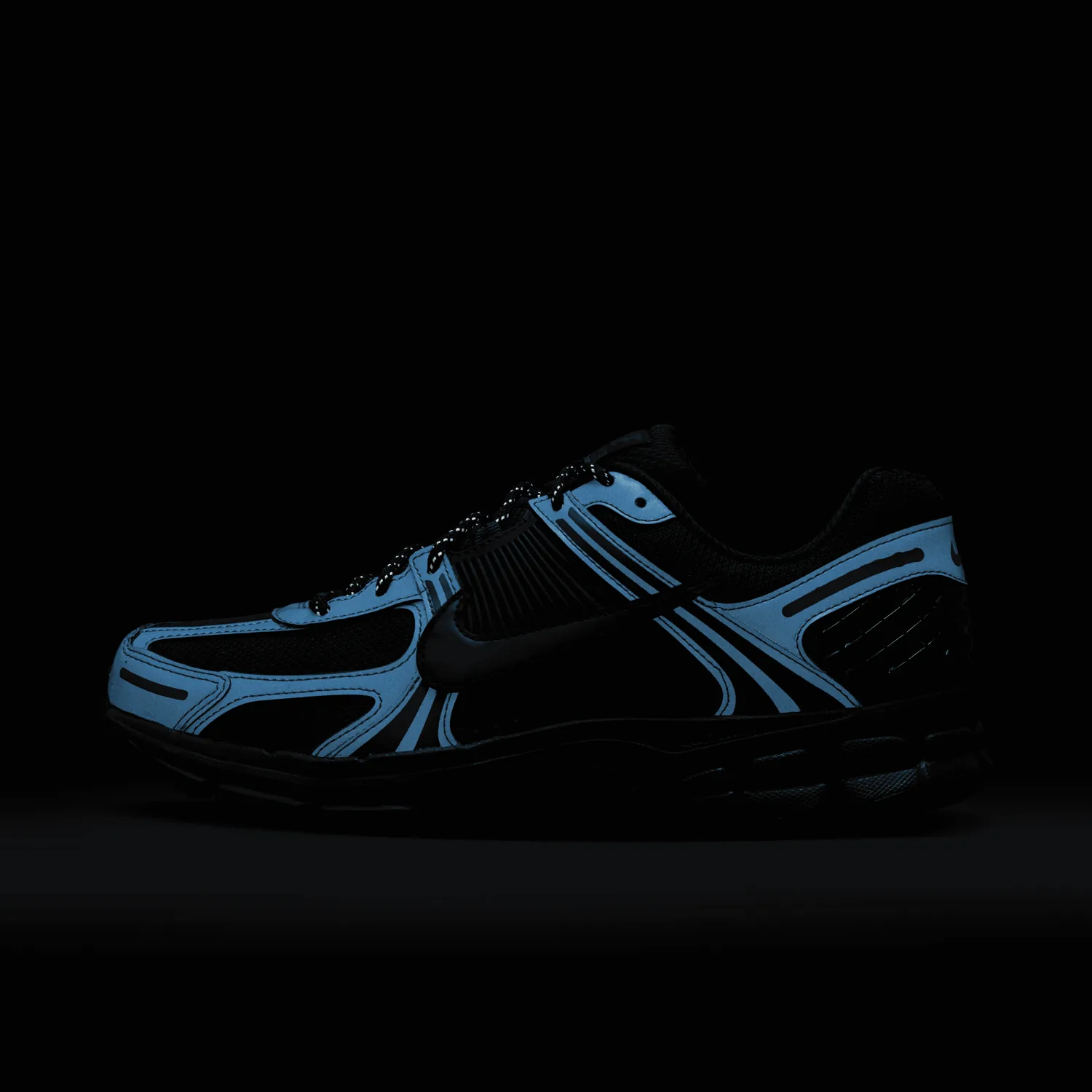 Nike Zoom Vomero 5 Court Blue image 3