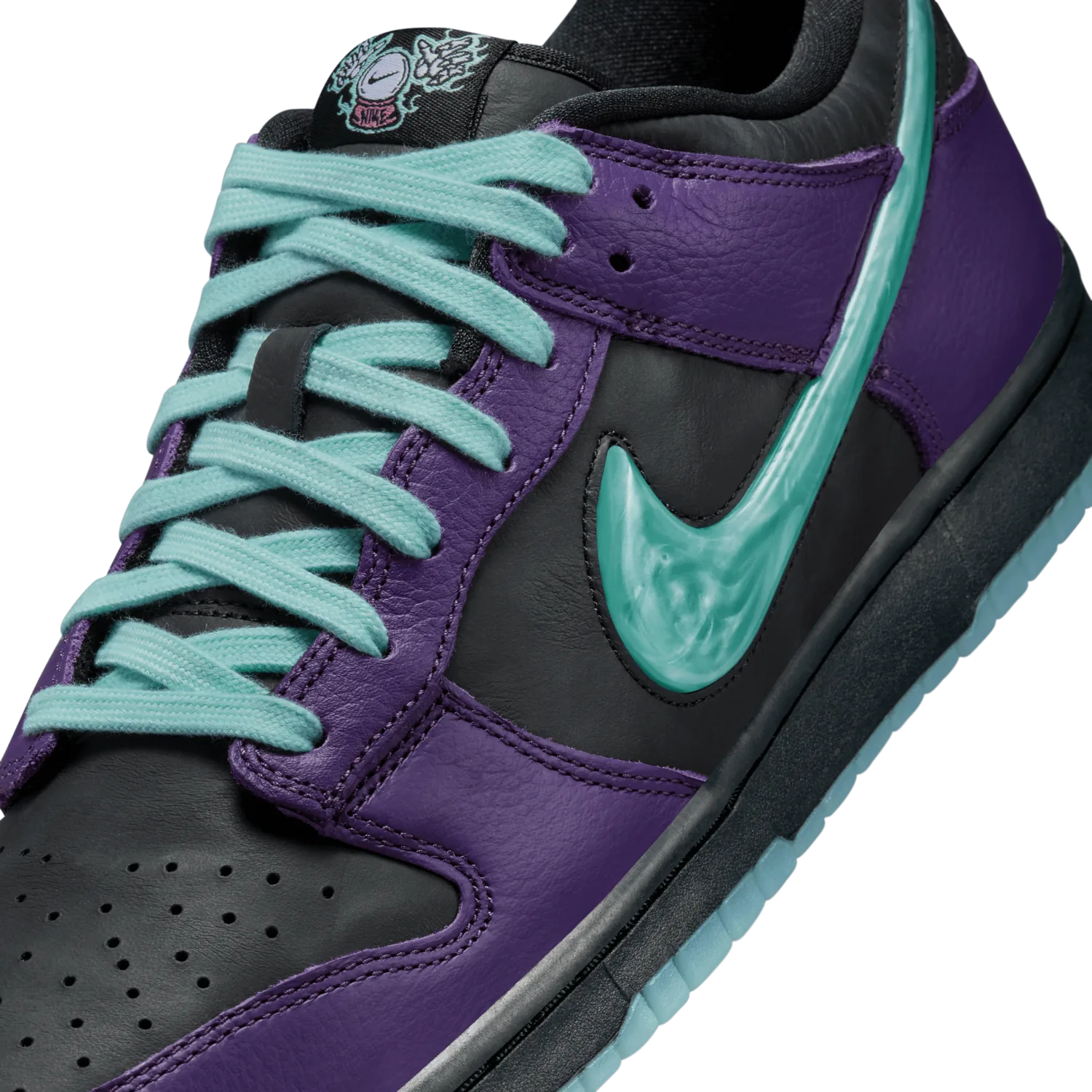 Nike Dunk Low Retro Limited Halloween Wizard image 20
