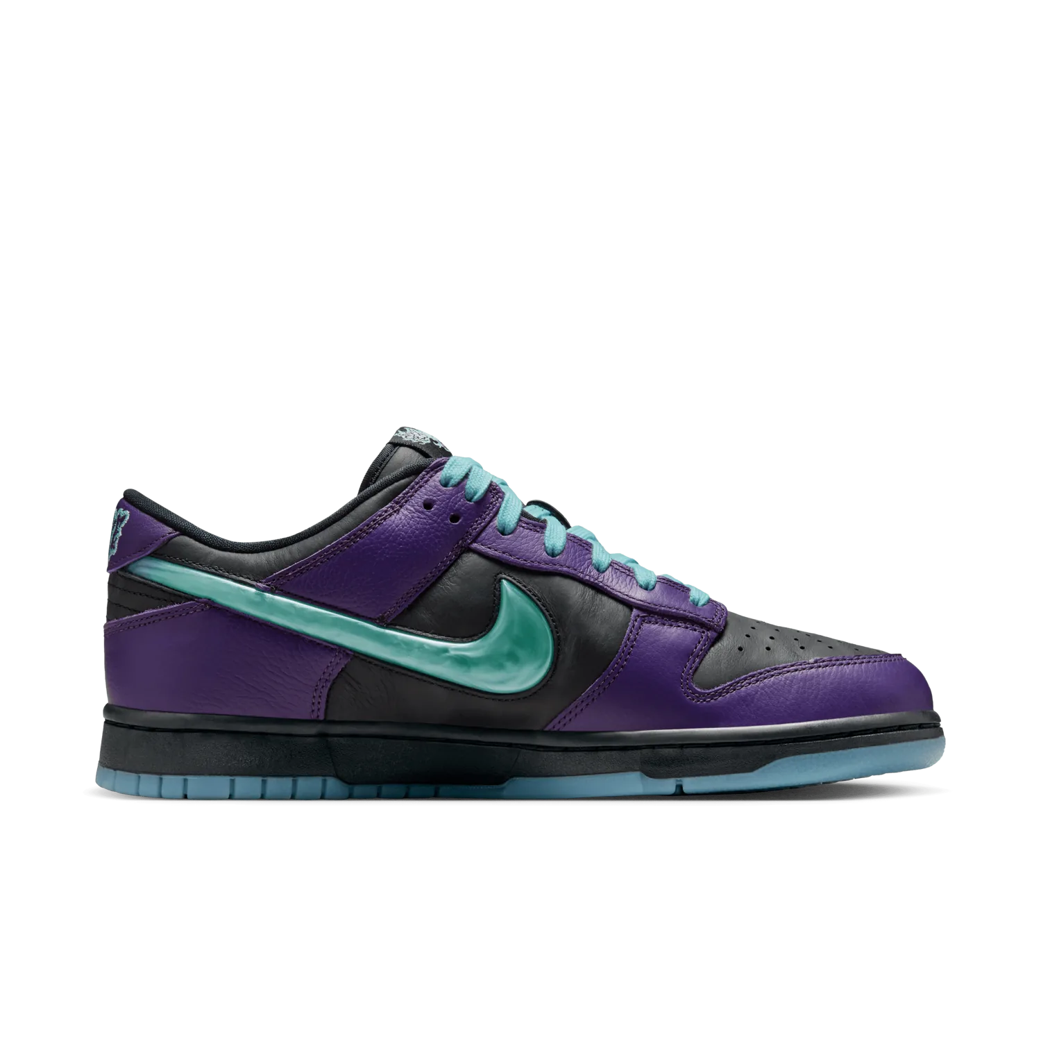 Nike Dunk Low Retro Limited Halloween Wizard image 23