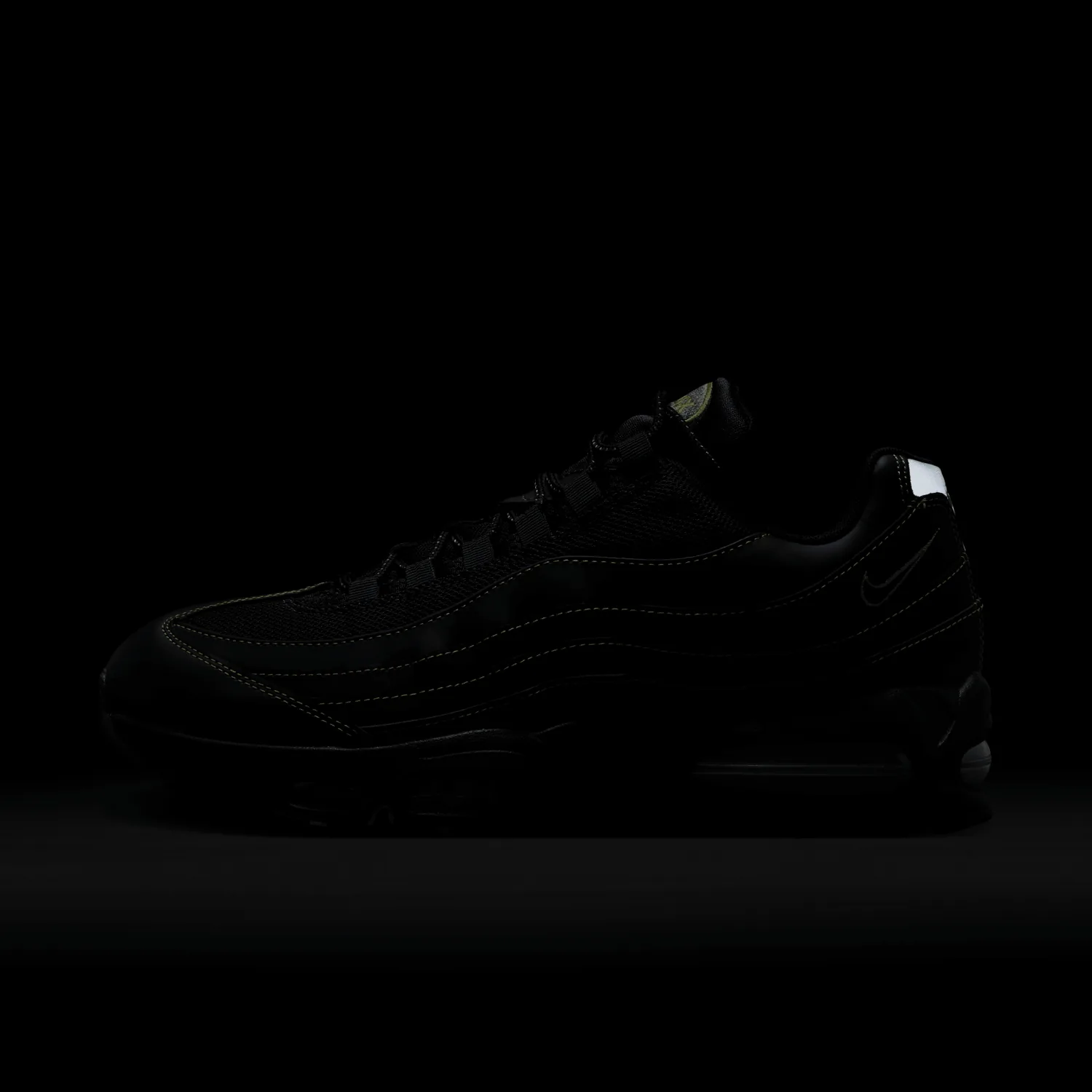 Nike Air Max 95 OG Michigan image 2