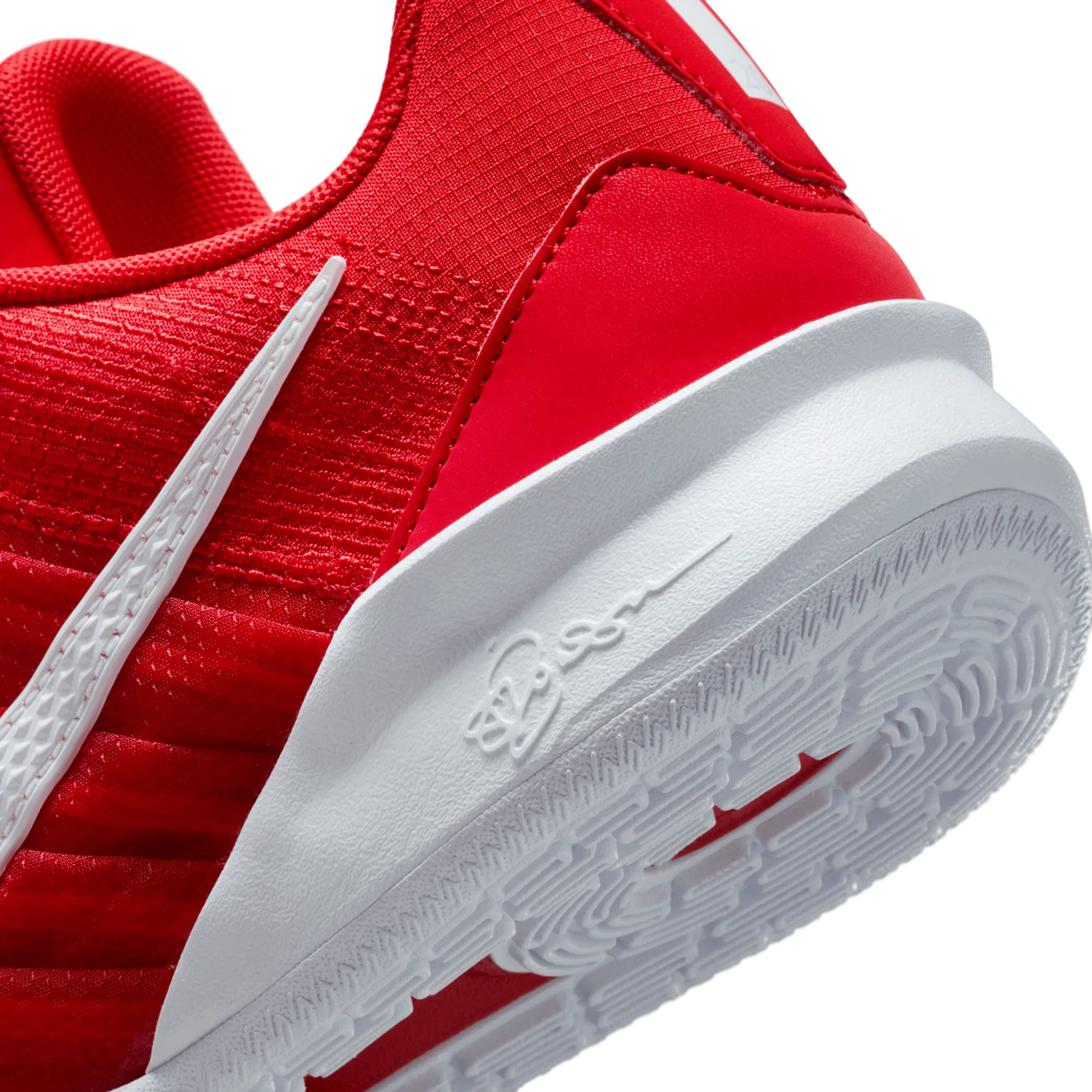 Nike Sabrina 3 University Red image 8