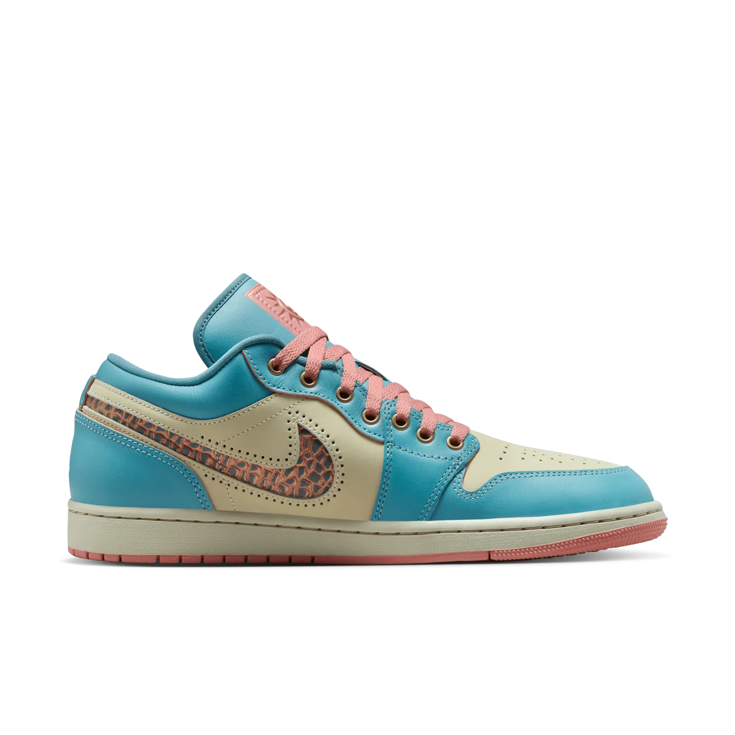 Air Jordan 1 Low SE Somos Eternos image 9