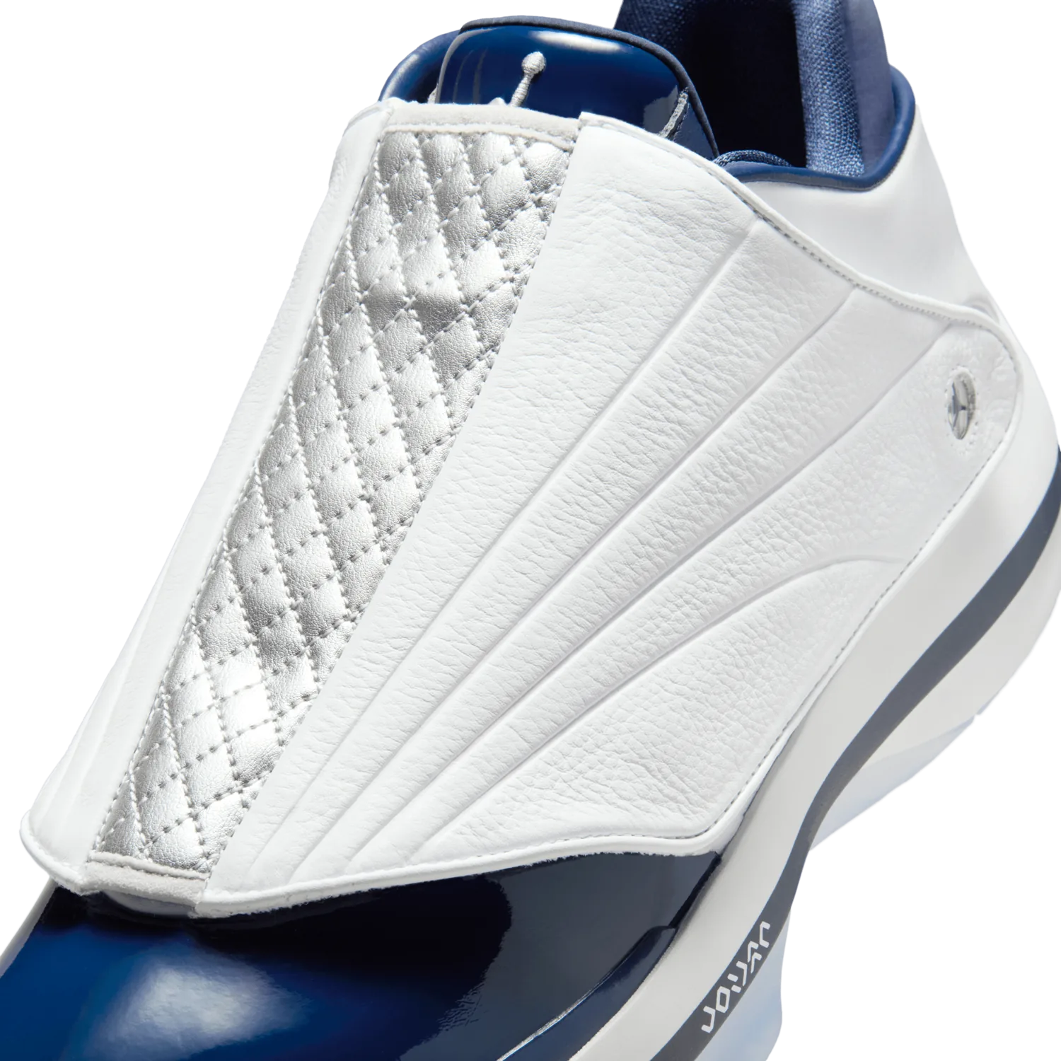 Air Jordan 4016 White Midnight Navy image 4