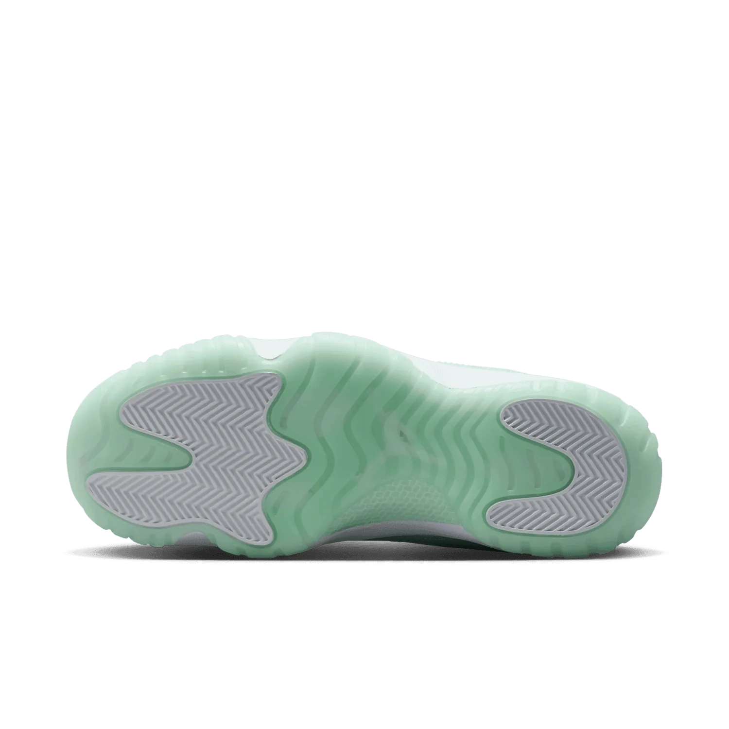 Air Jordan 11 Retro Low Igloo (W) image 7