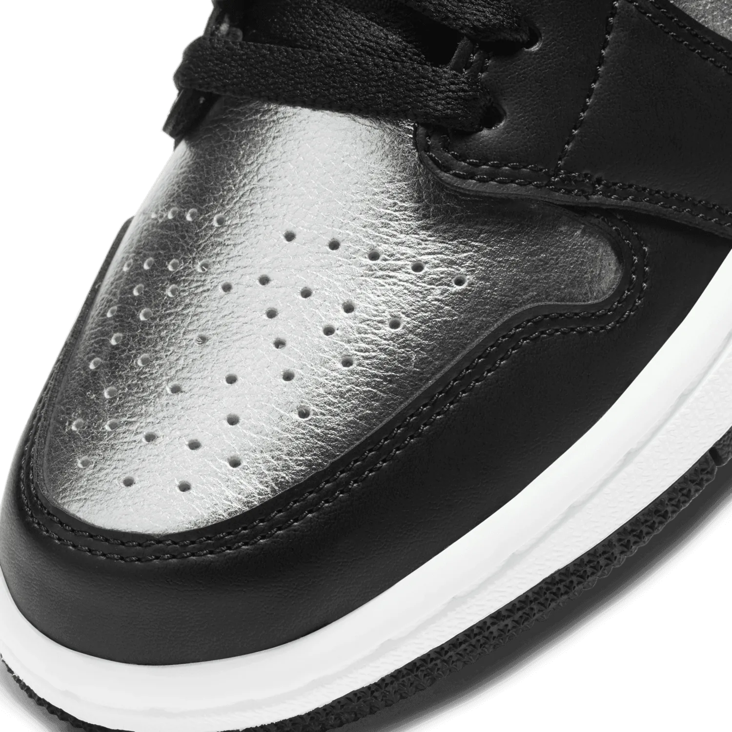 Air Jordan 1 Low Silver Toe (W) image 6