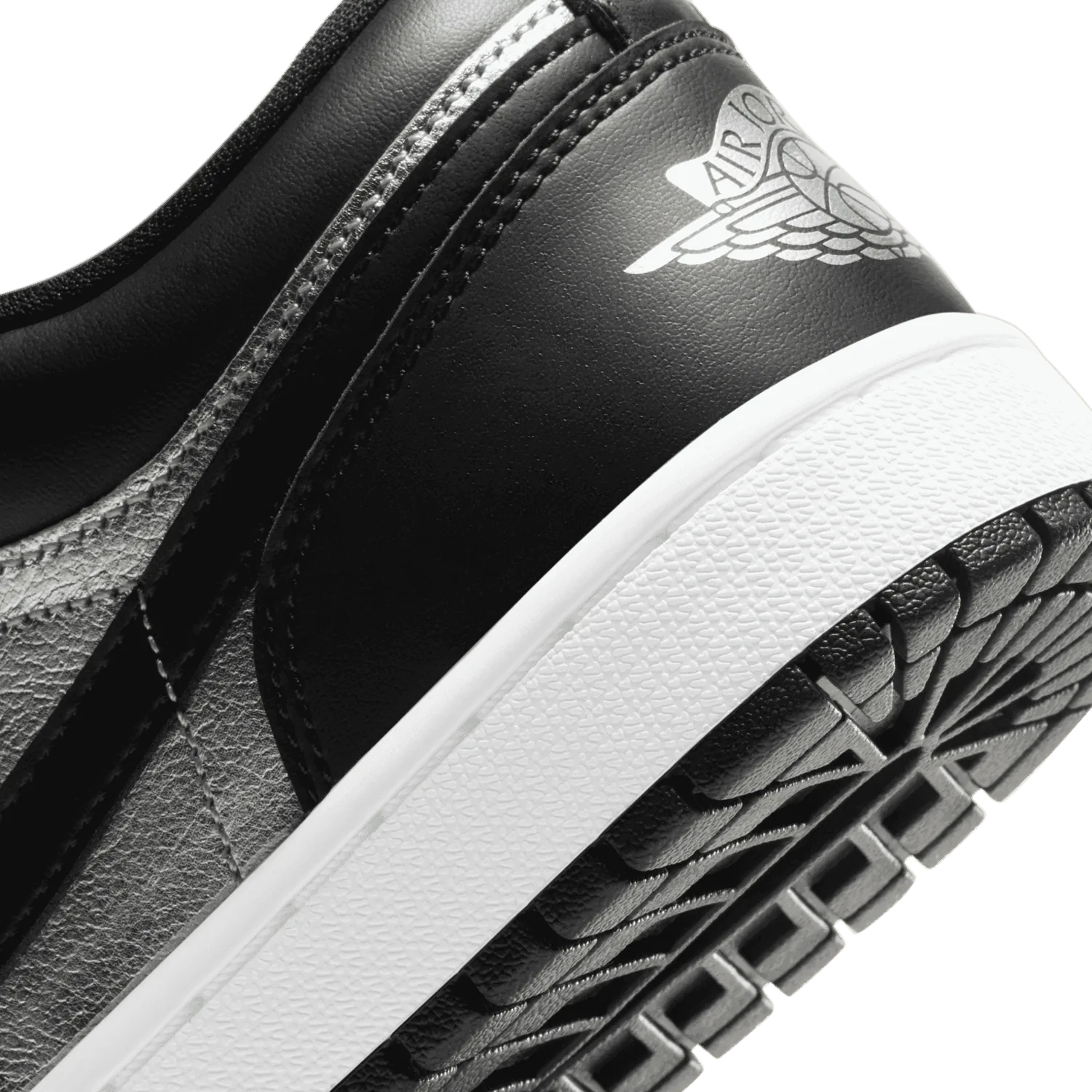 Air Jordan 1 Low Silver Toe (W) image 7