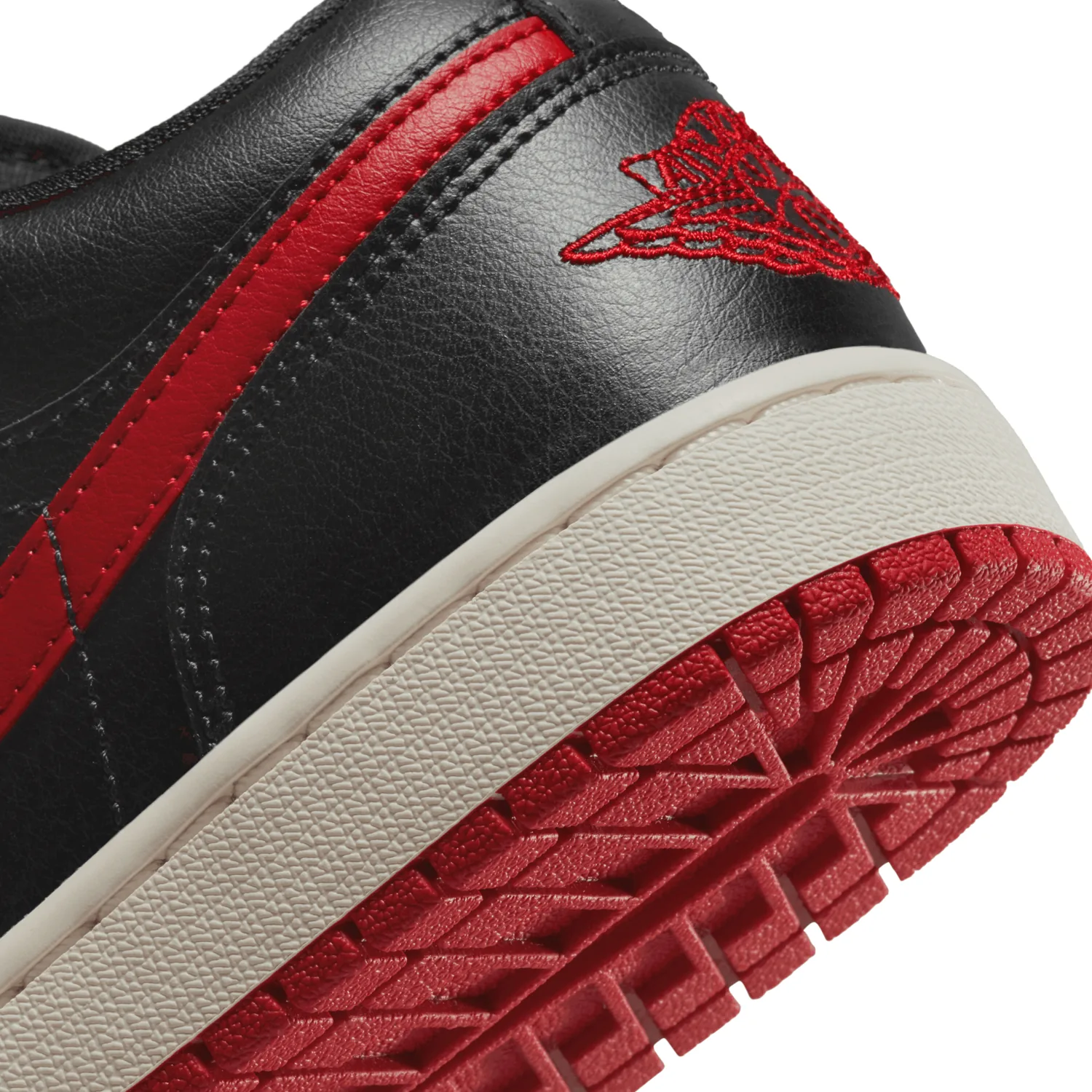 Air Jordan 1 Low Bred Sail (W) image 8