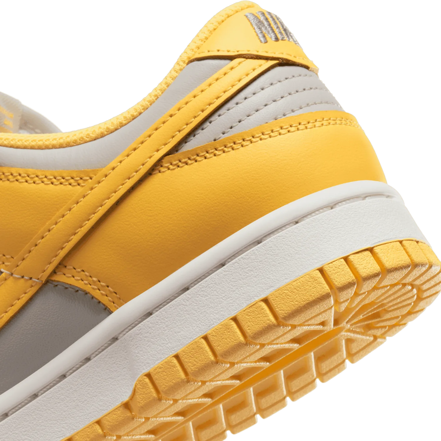 Nike Dunk Low Light Bone Citron Pulse (W) image 7