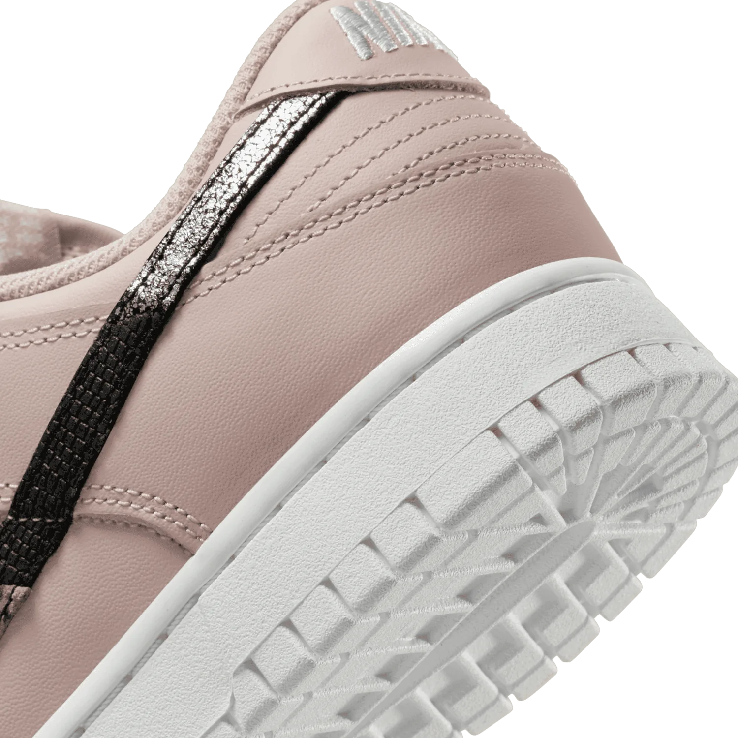 Nike Dunk Low SE Primal Pink (W) image 7