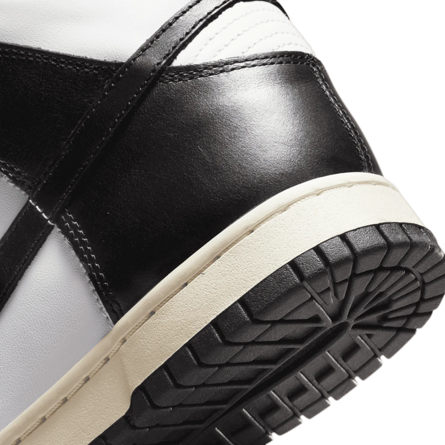 Nike Dunk High Vintage Black (W) image 7