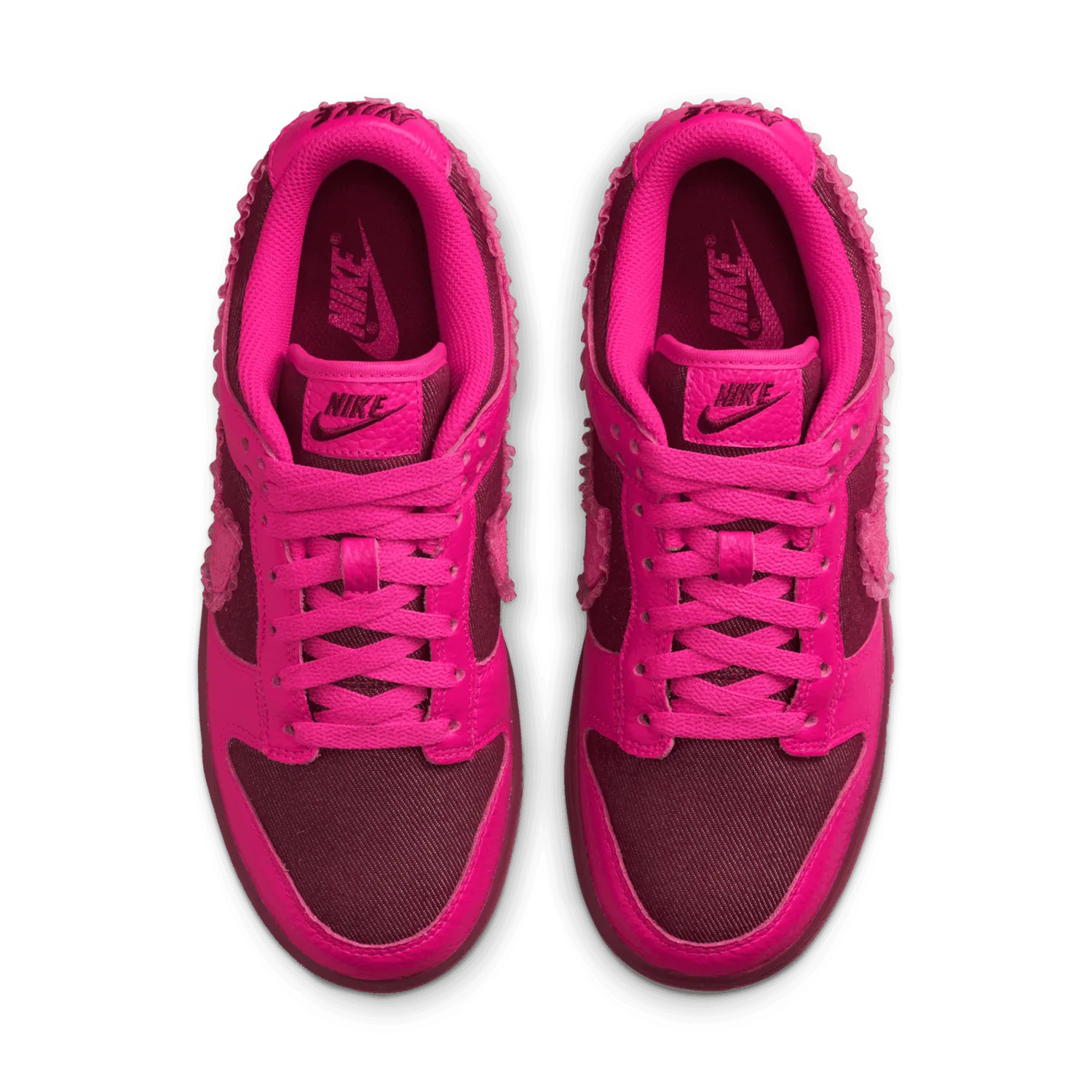 Nike Dunk Low Valentine's Day 2022 (W) image 3