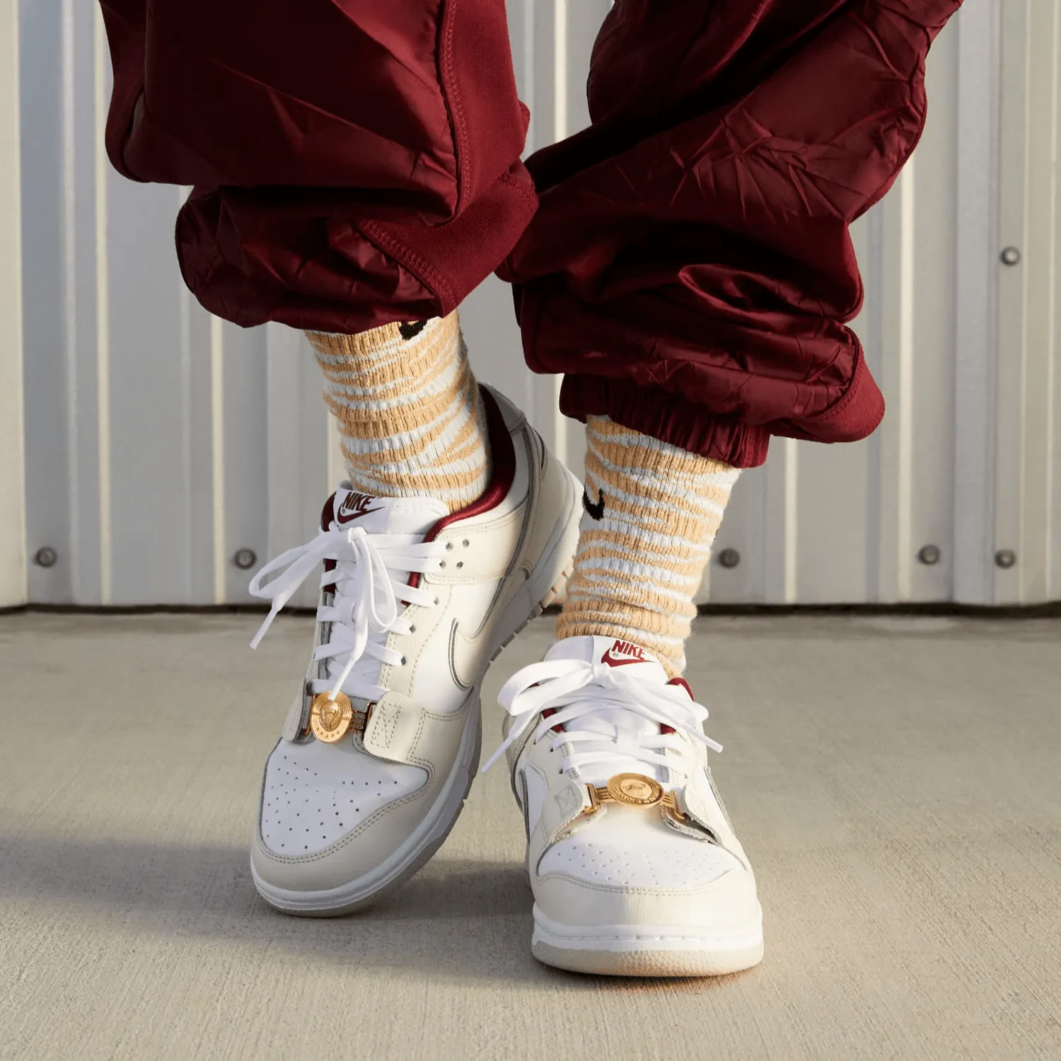 Nike Dunk Low SE Just Do It (W) image 9